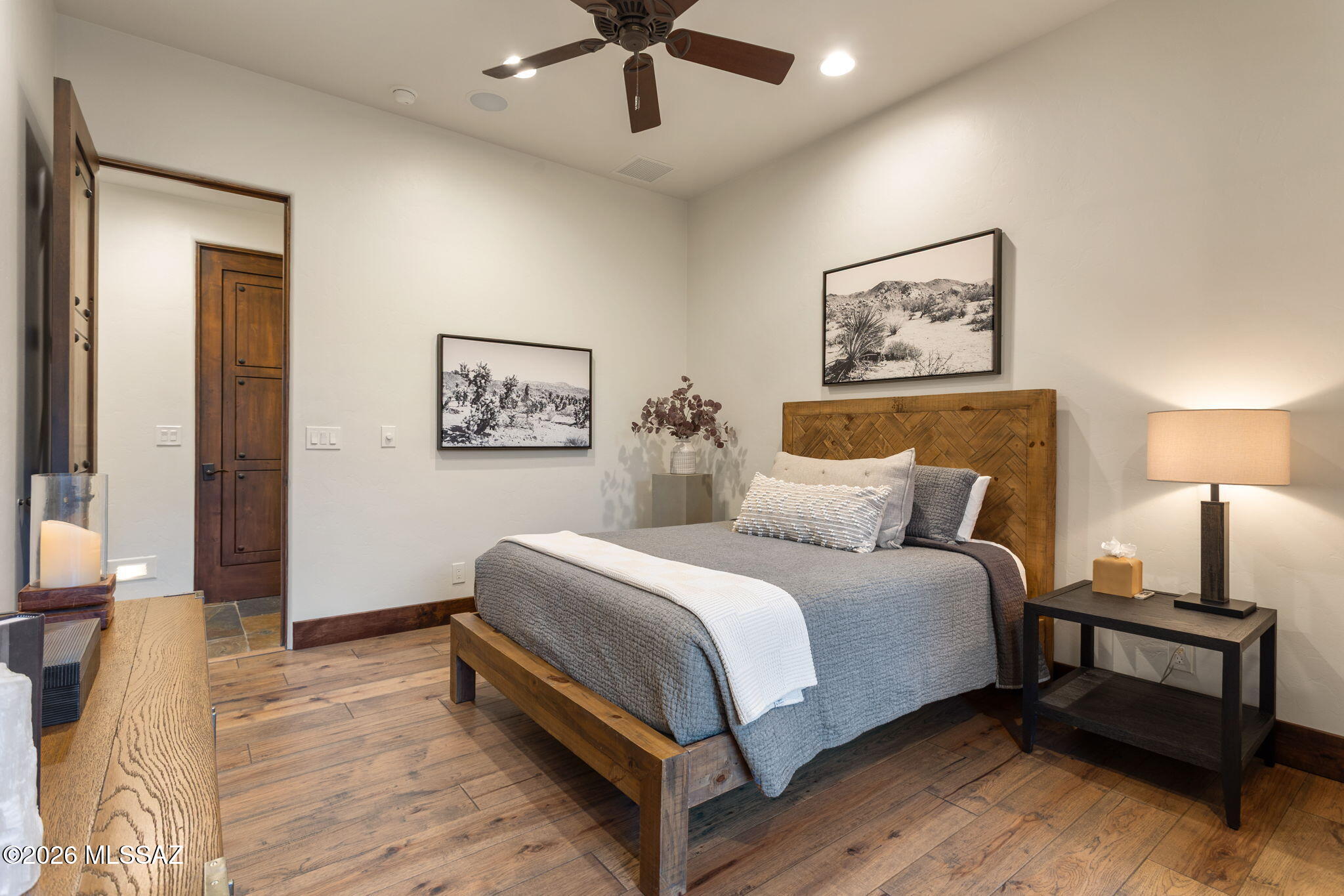 6067 W Seven Saguaros Circle