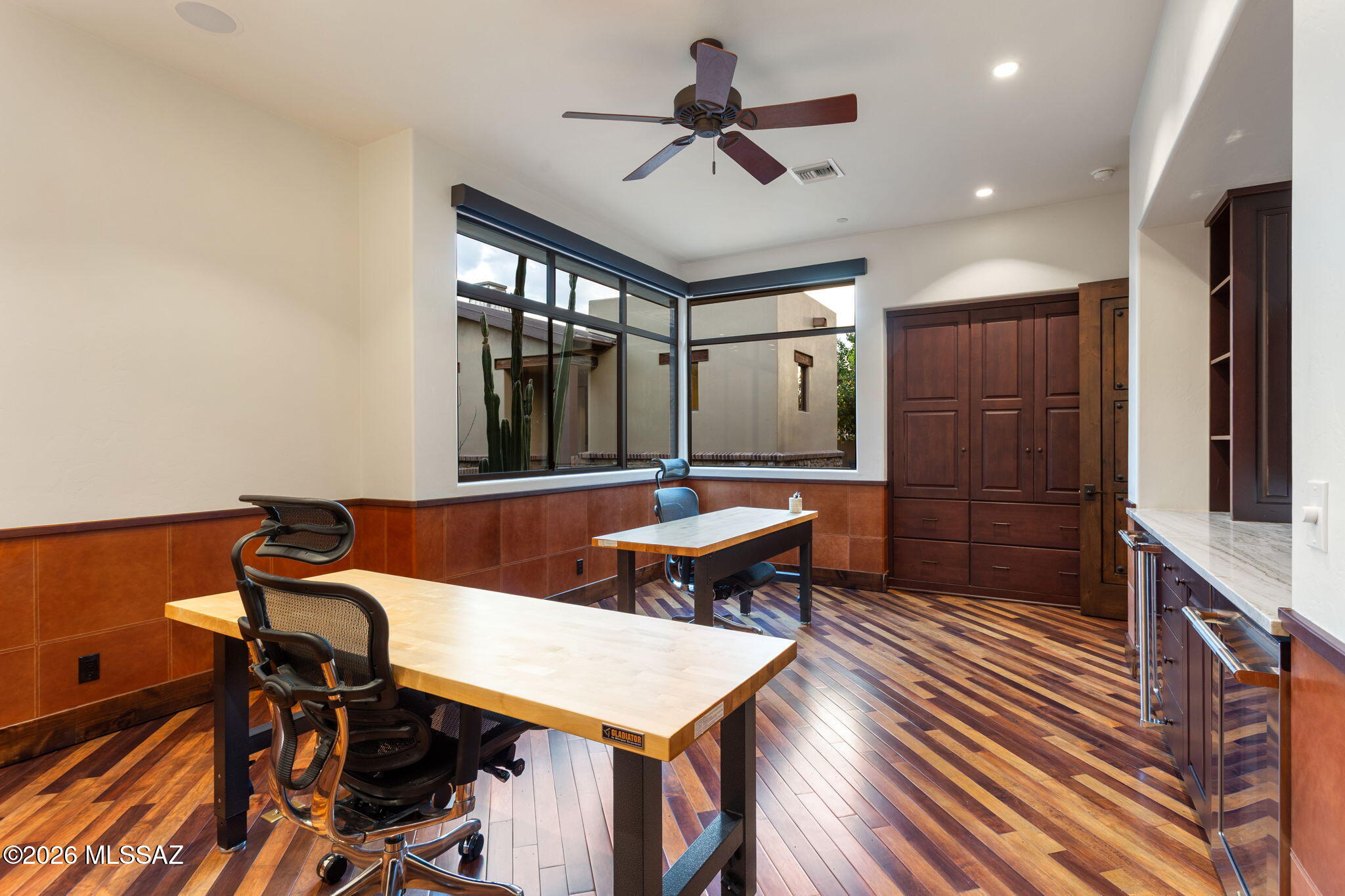 6067 W Seven Saguaros Circle