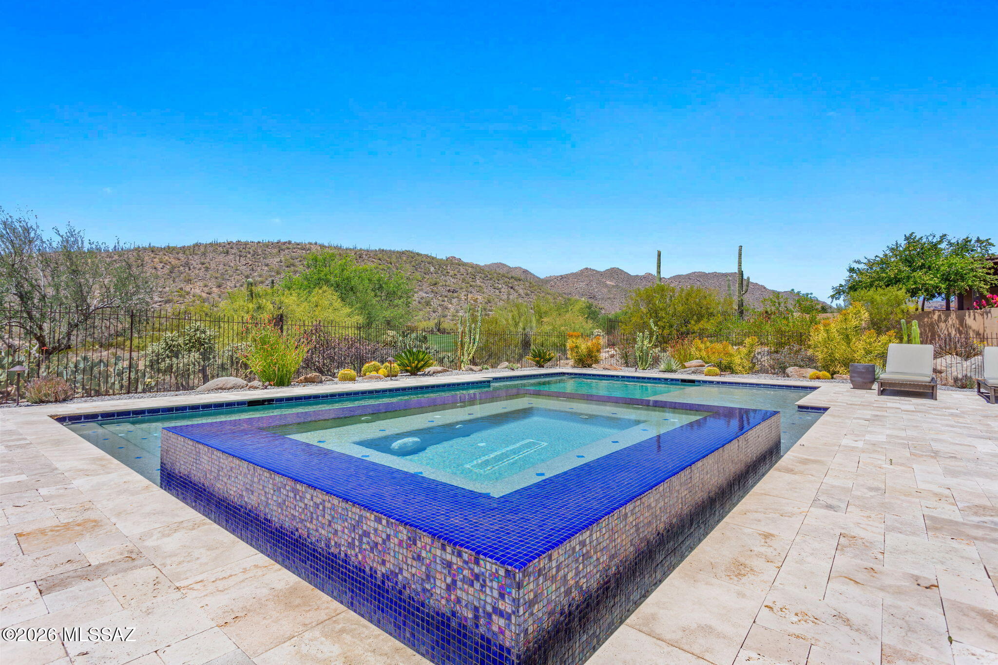 6067 W Seven Saguaros Circle