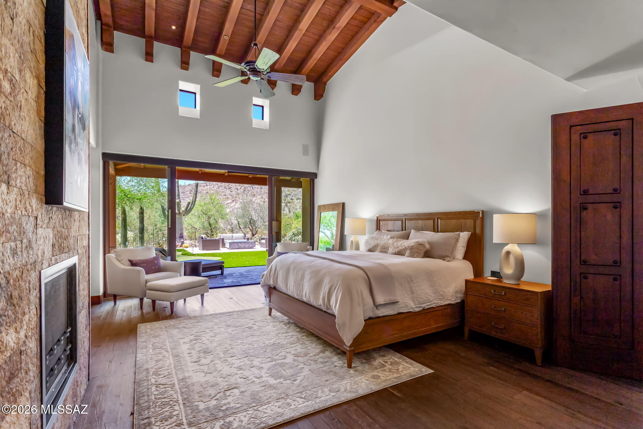 6067 W Seven Saguaros Circle