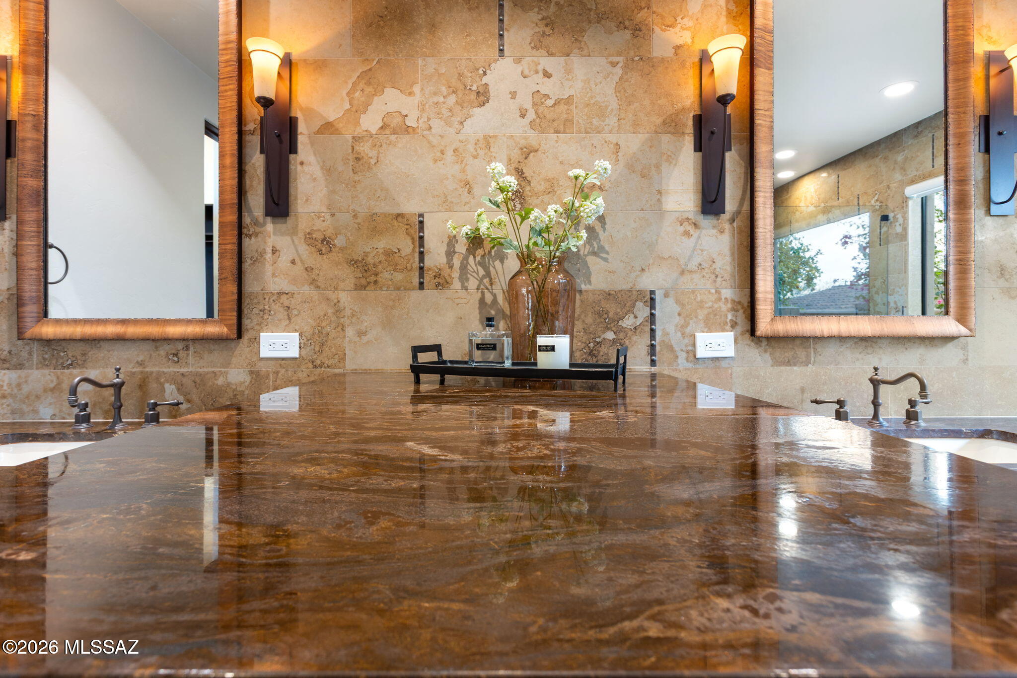 6067 W Seven Saguaros Circle