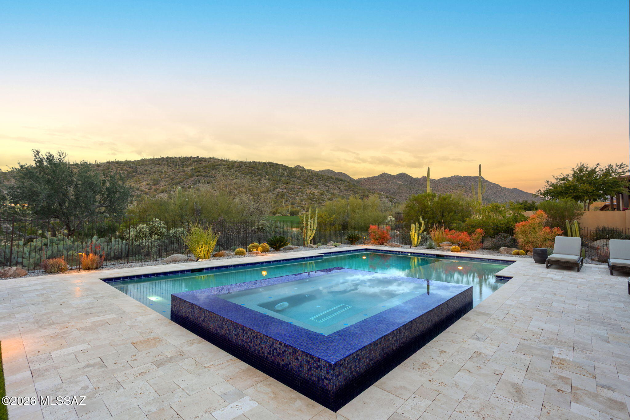 6067 W Seven Saguaros Circle