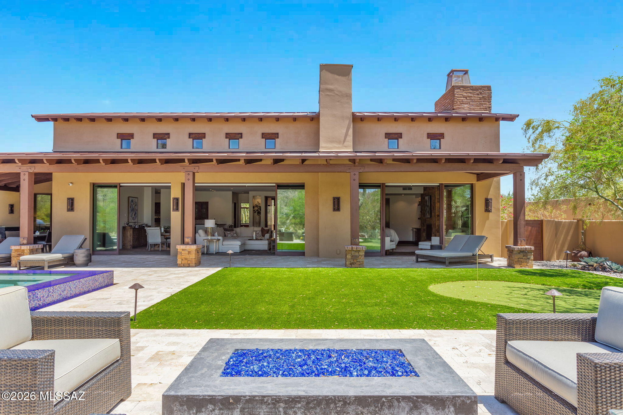 6067 W Seven Saguaros Circle