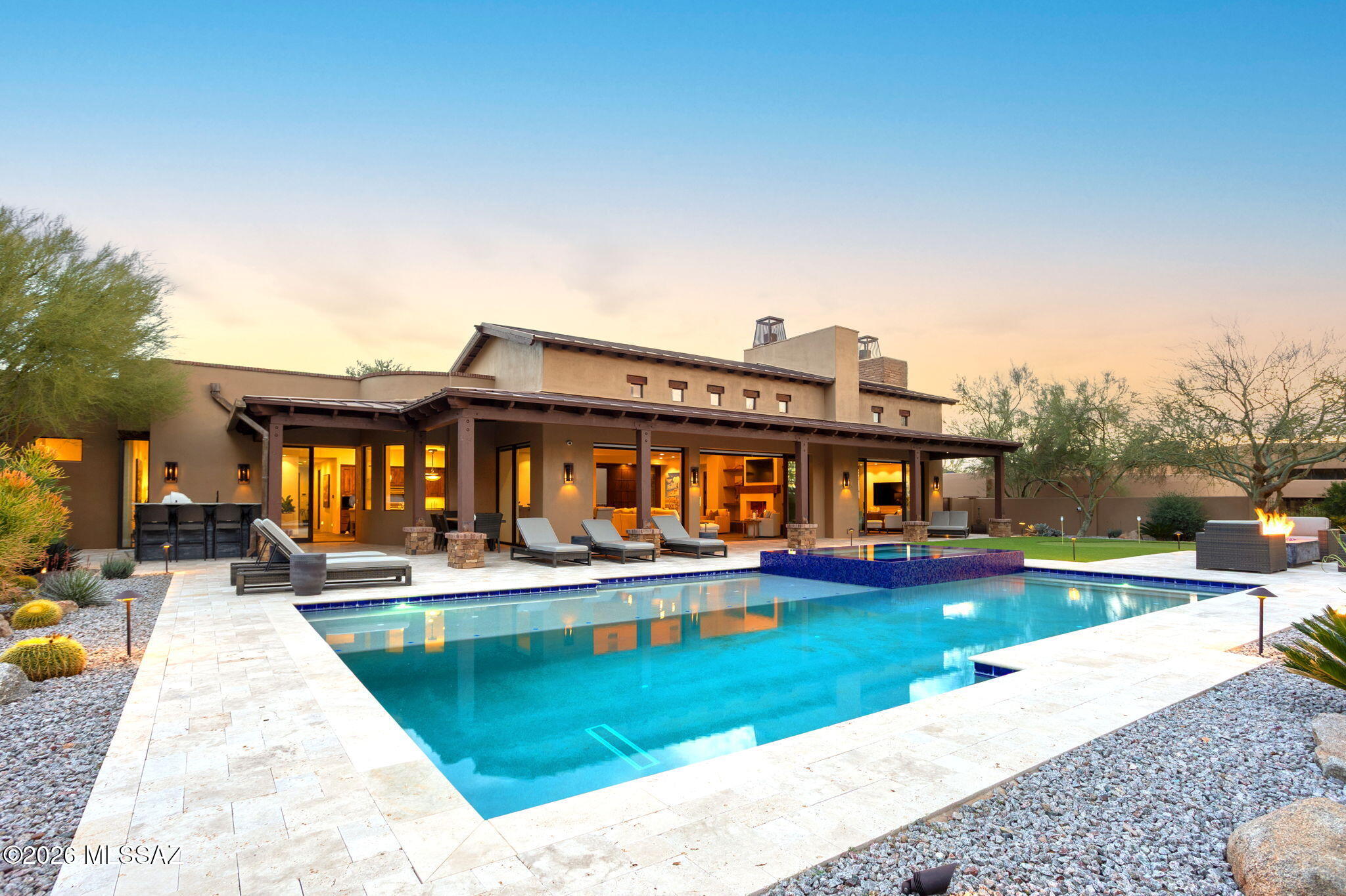 6067 W Seven Saguaros Circle