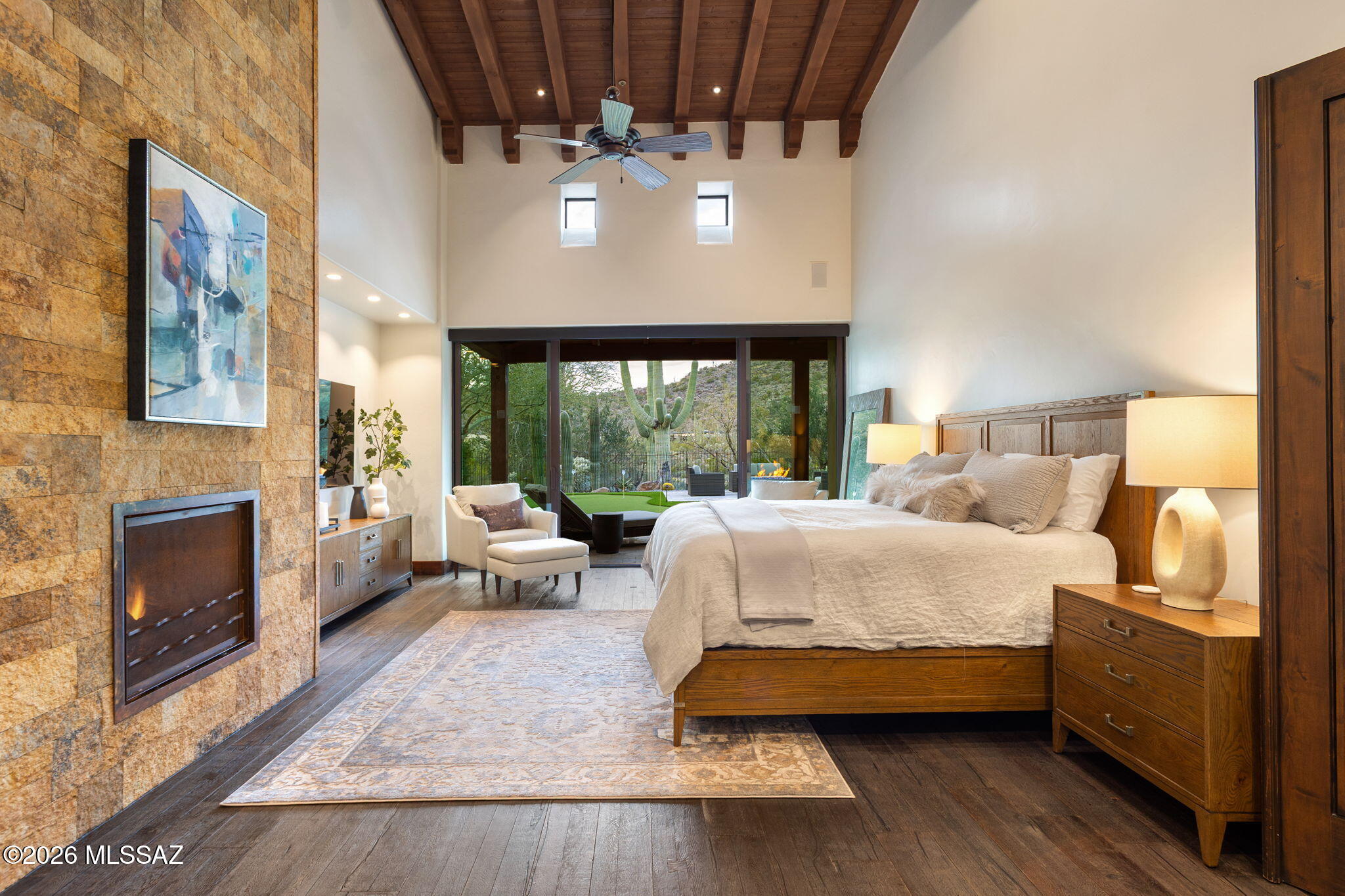 6067 W Seven Saguaros Circle