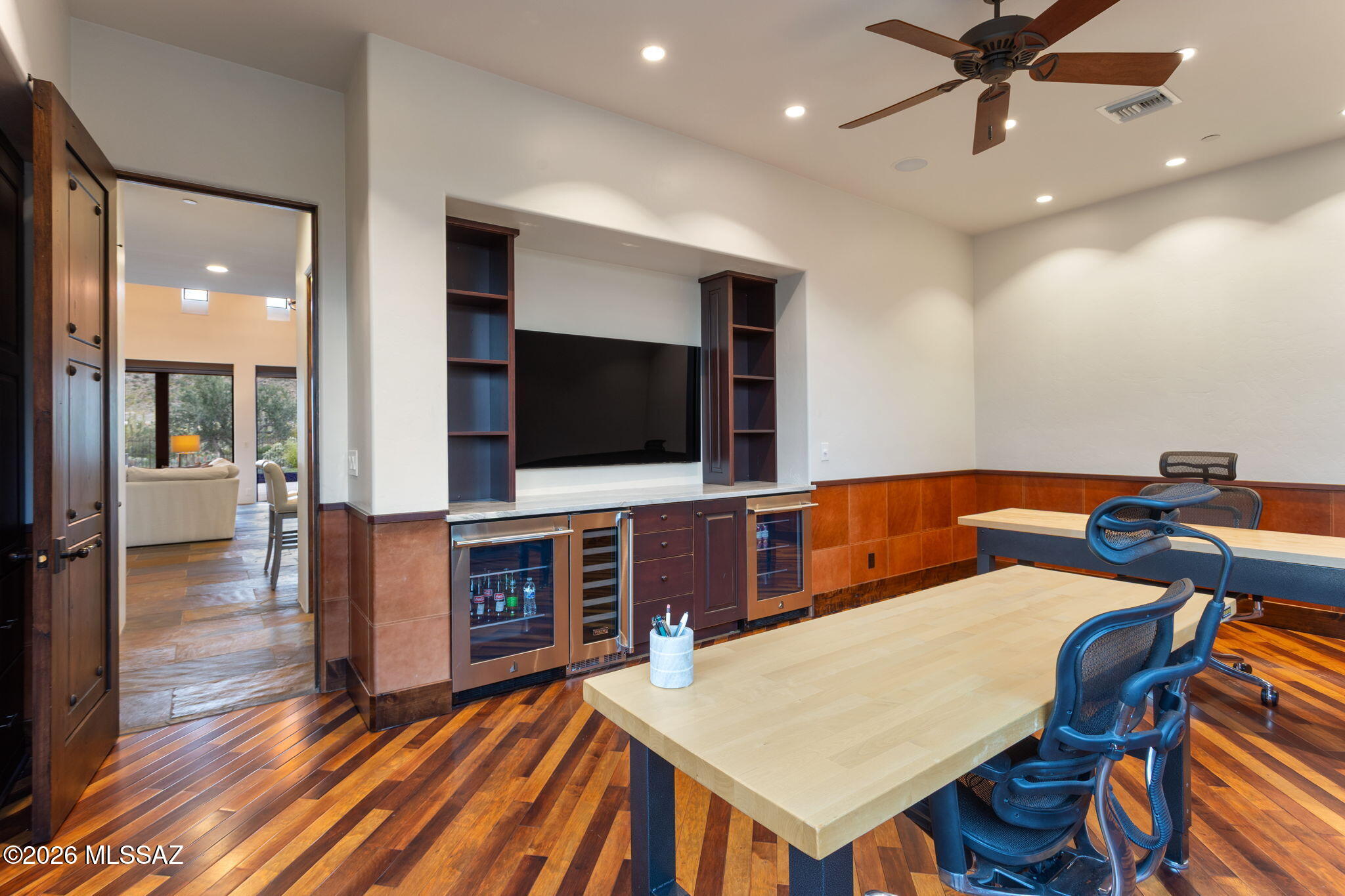 6067 W Seven Saguaros Circle