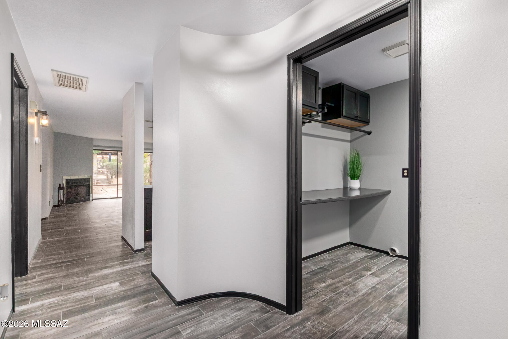 9788 E Calle Del Centinela