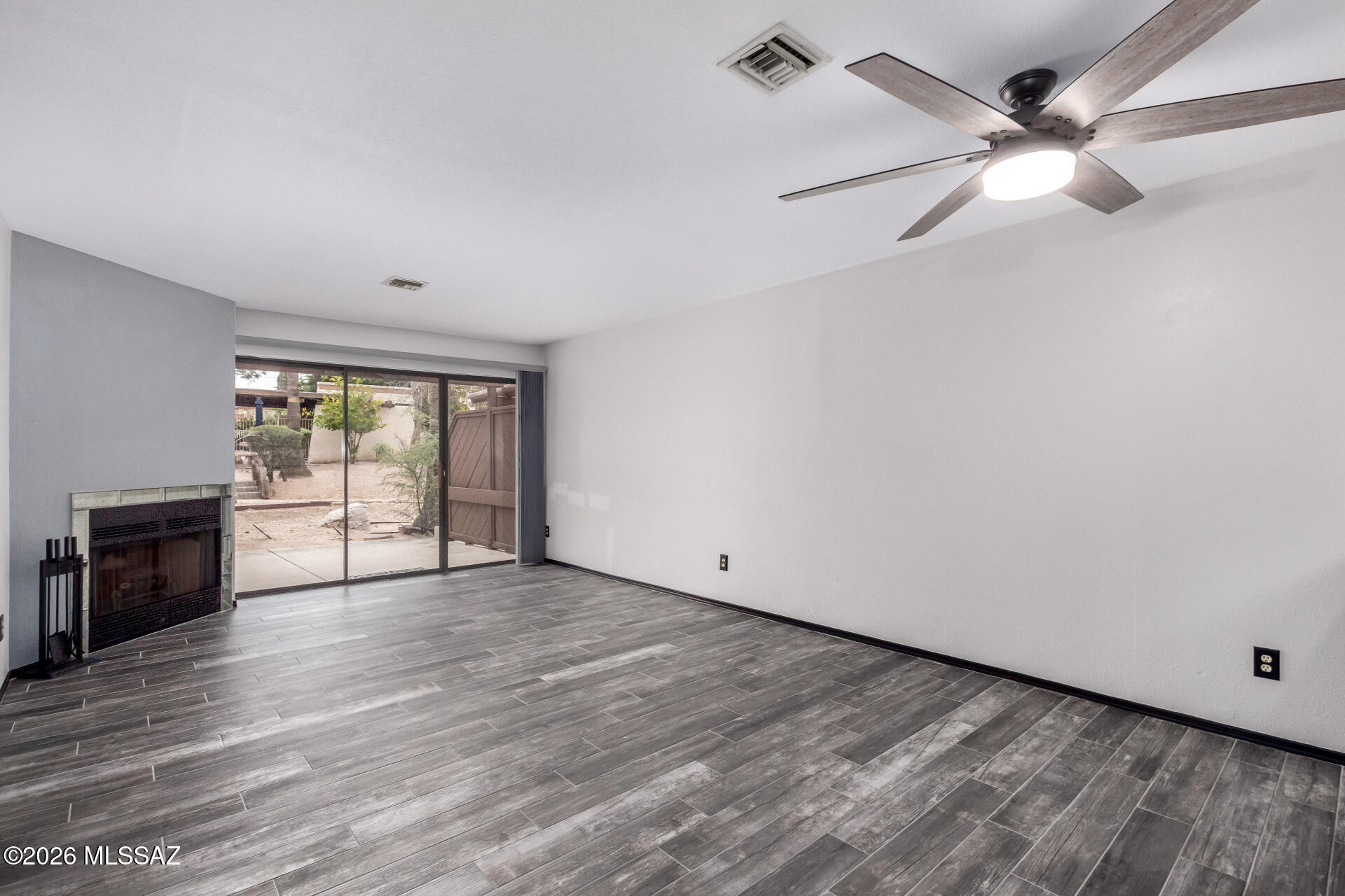 9788 E Calle Del Centinela