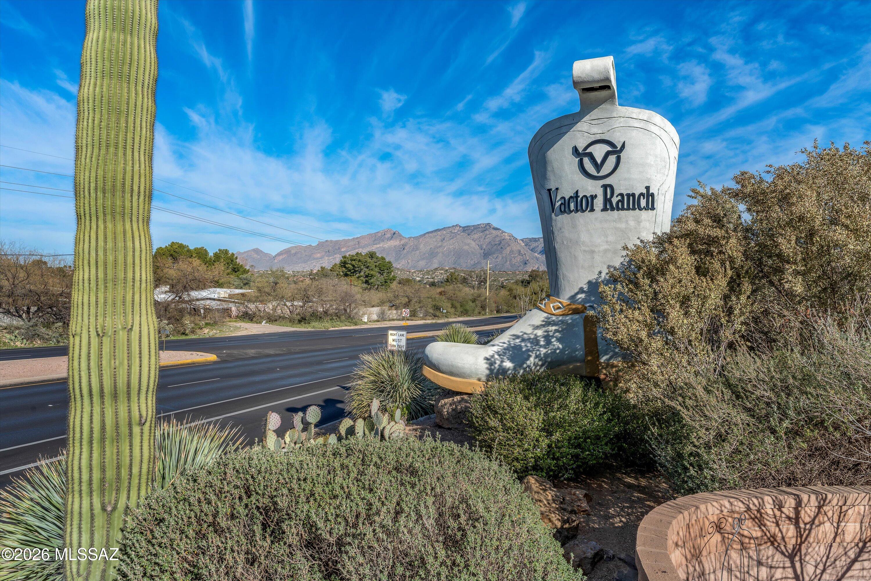 2851 N Placita Rancho Agave