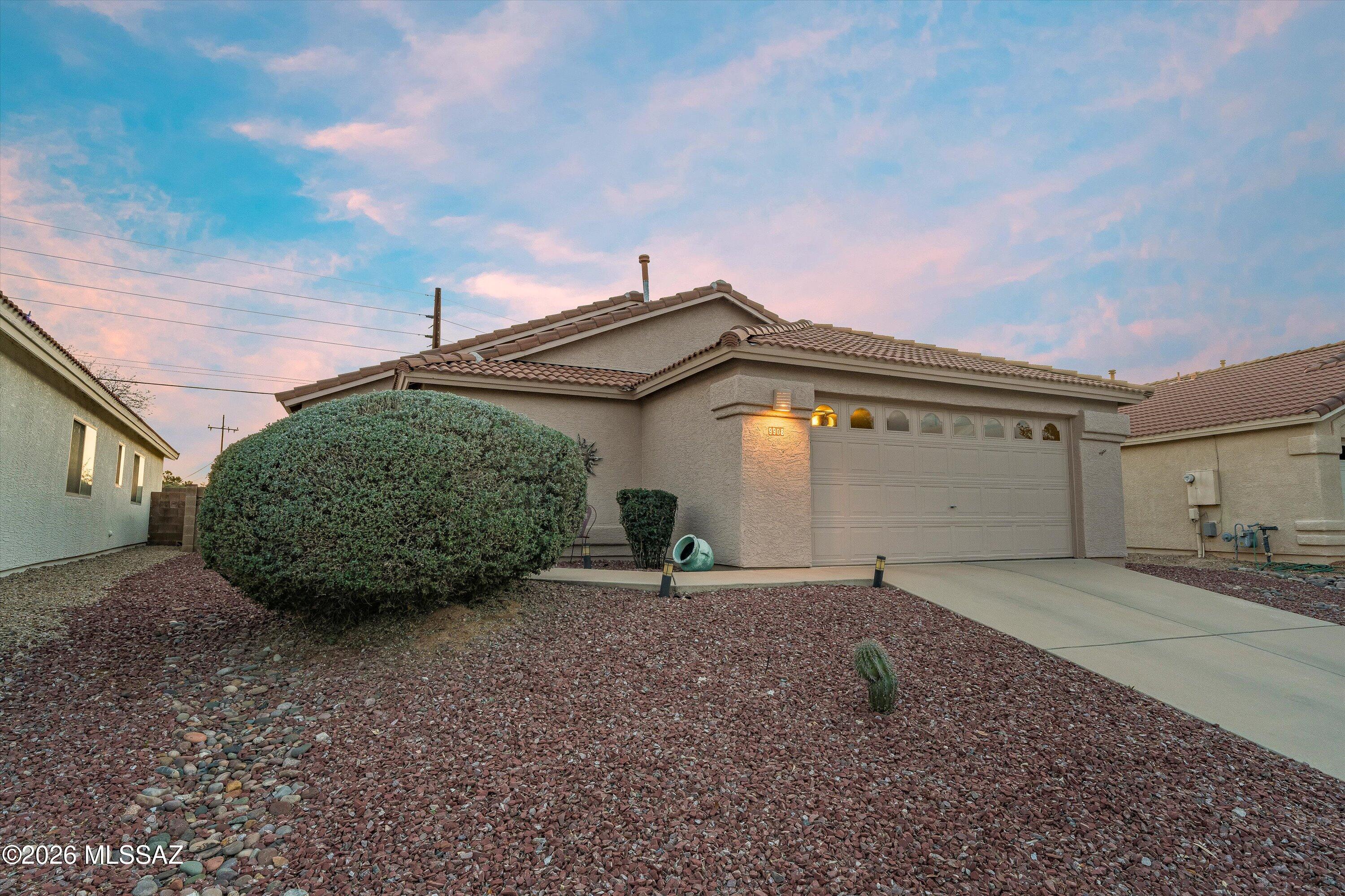 9908 E Shadow Glen Court