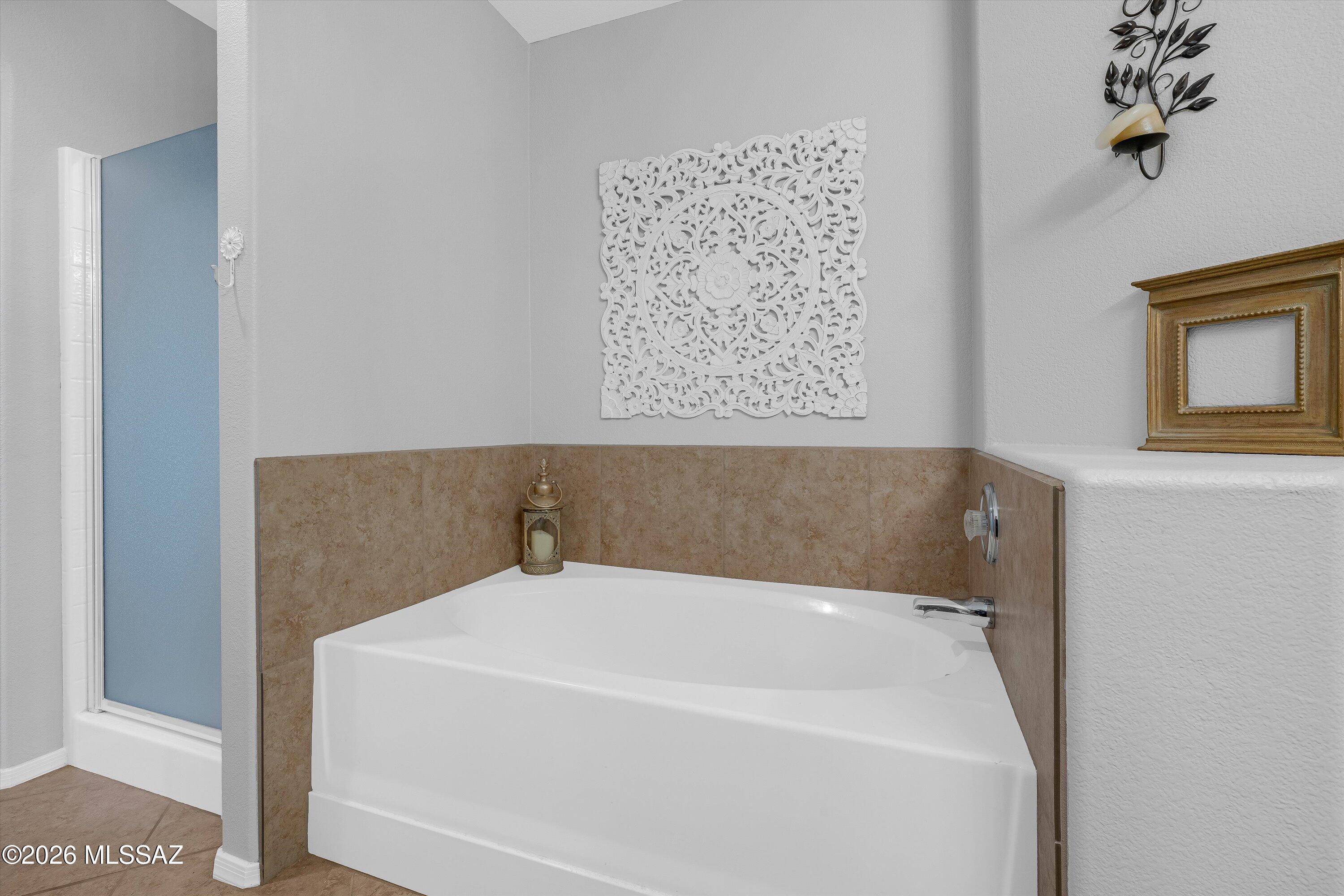 9908 E Shadow Glen Court