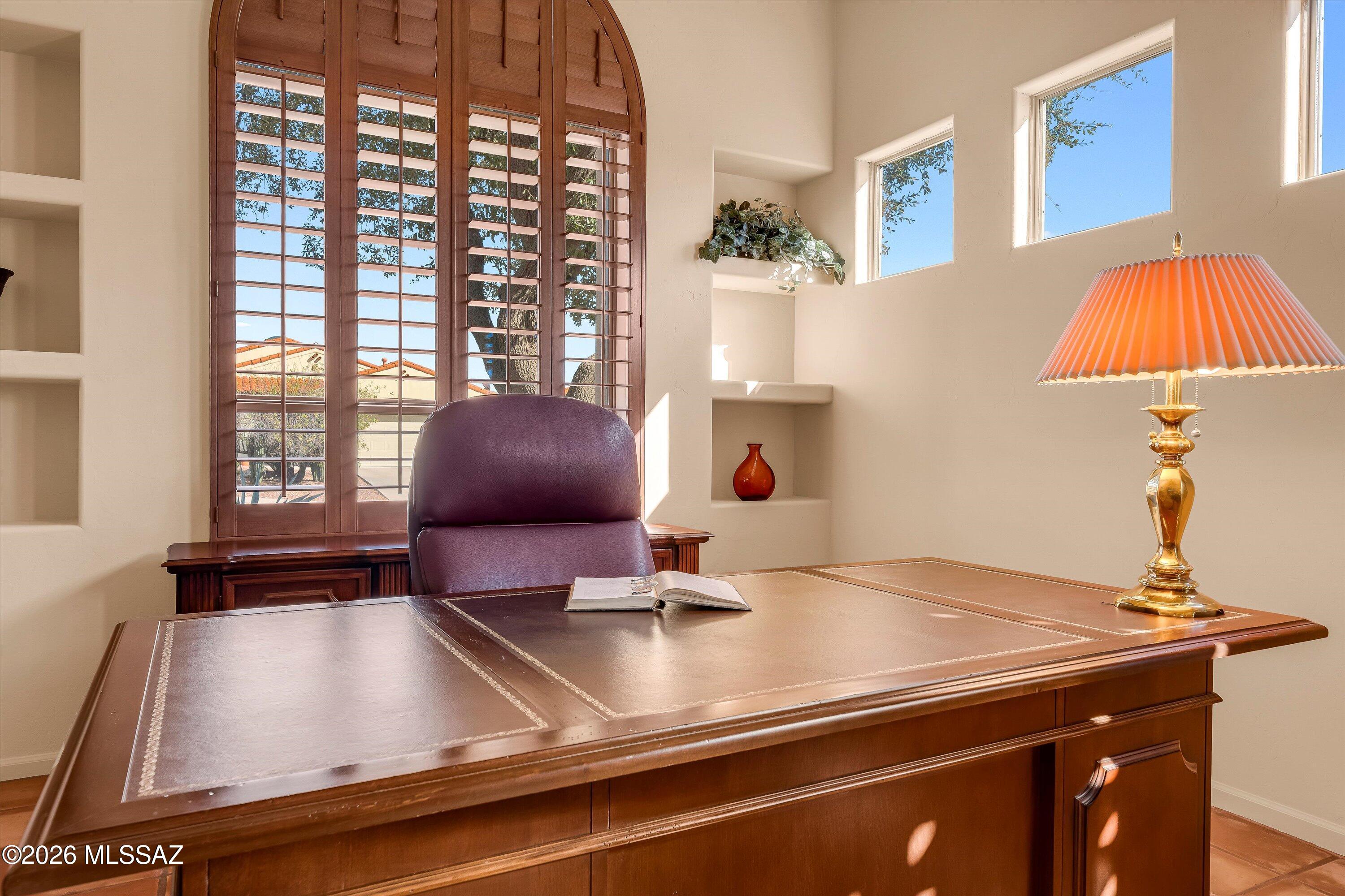 5275 N Ridge Spring Place