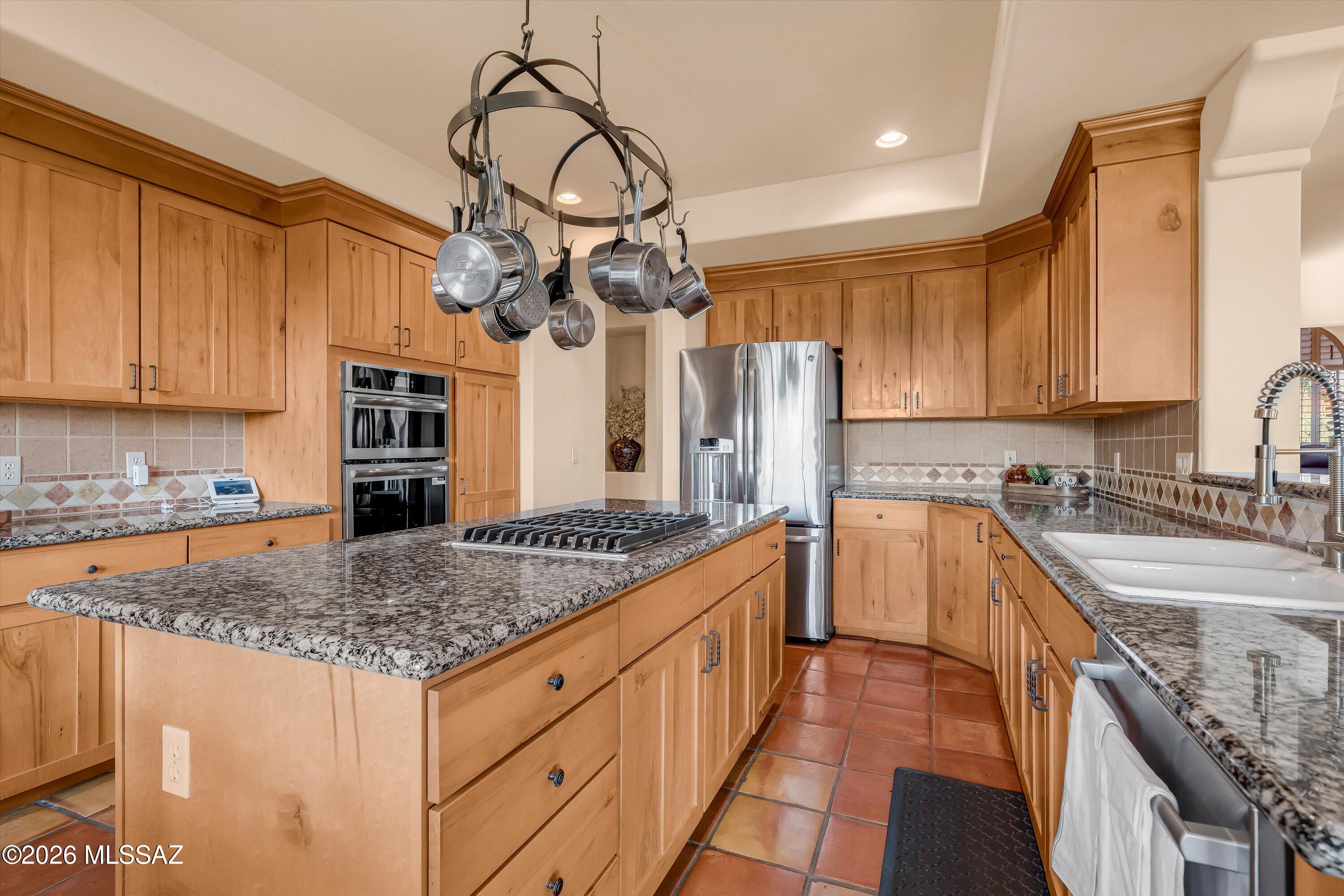 5275 N Ridge Spring Place