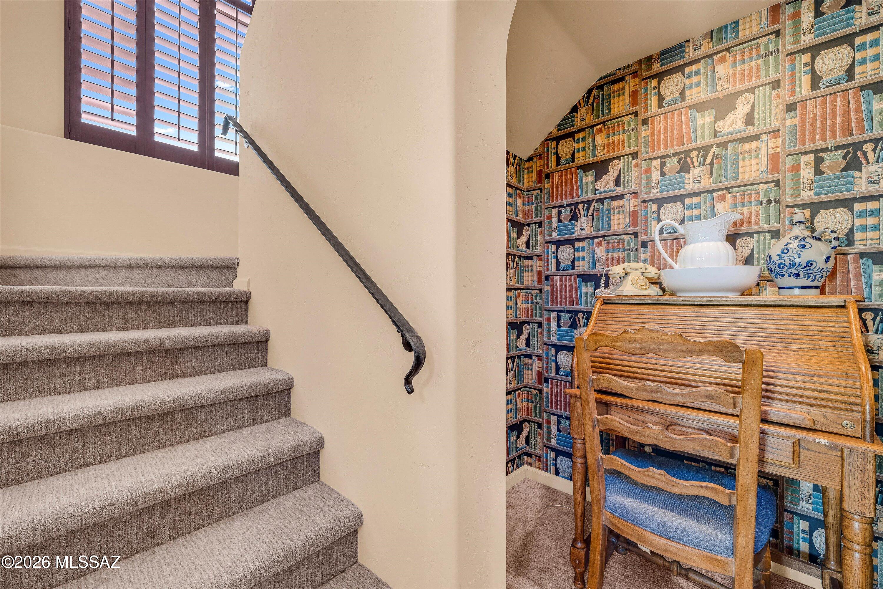 5275 N Ridge Spring Place