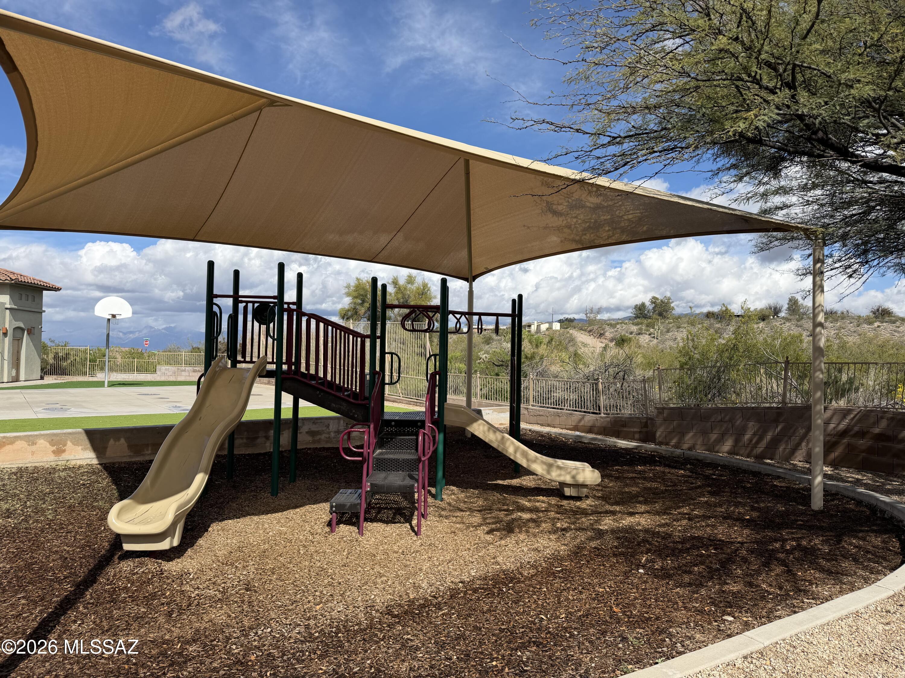 10185 S Rolling Water Drive