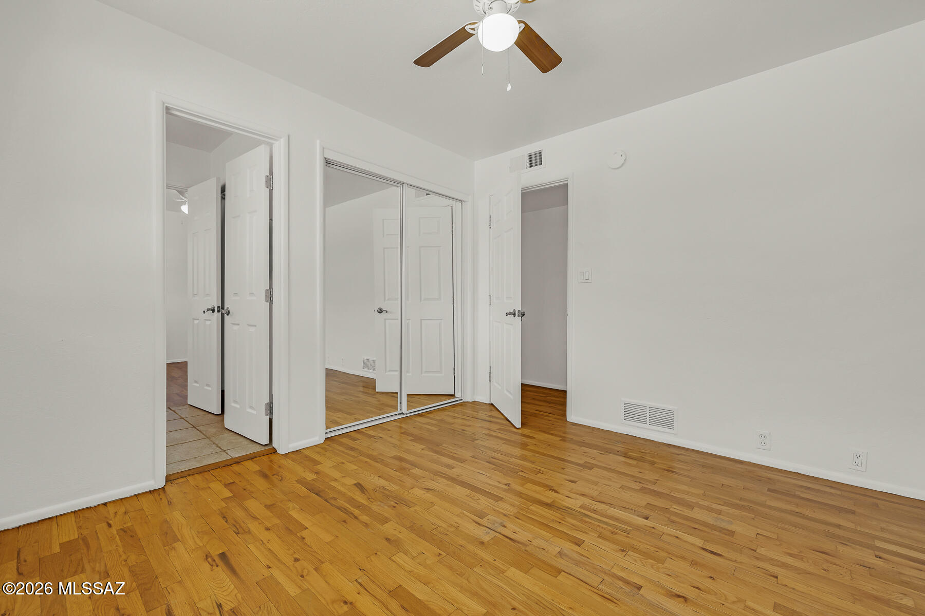 2758 N Warren Avenue