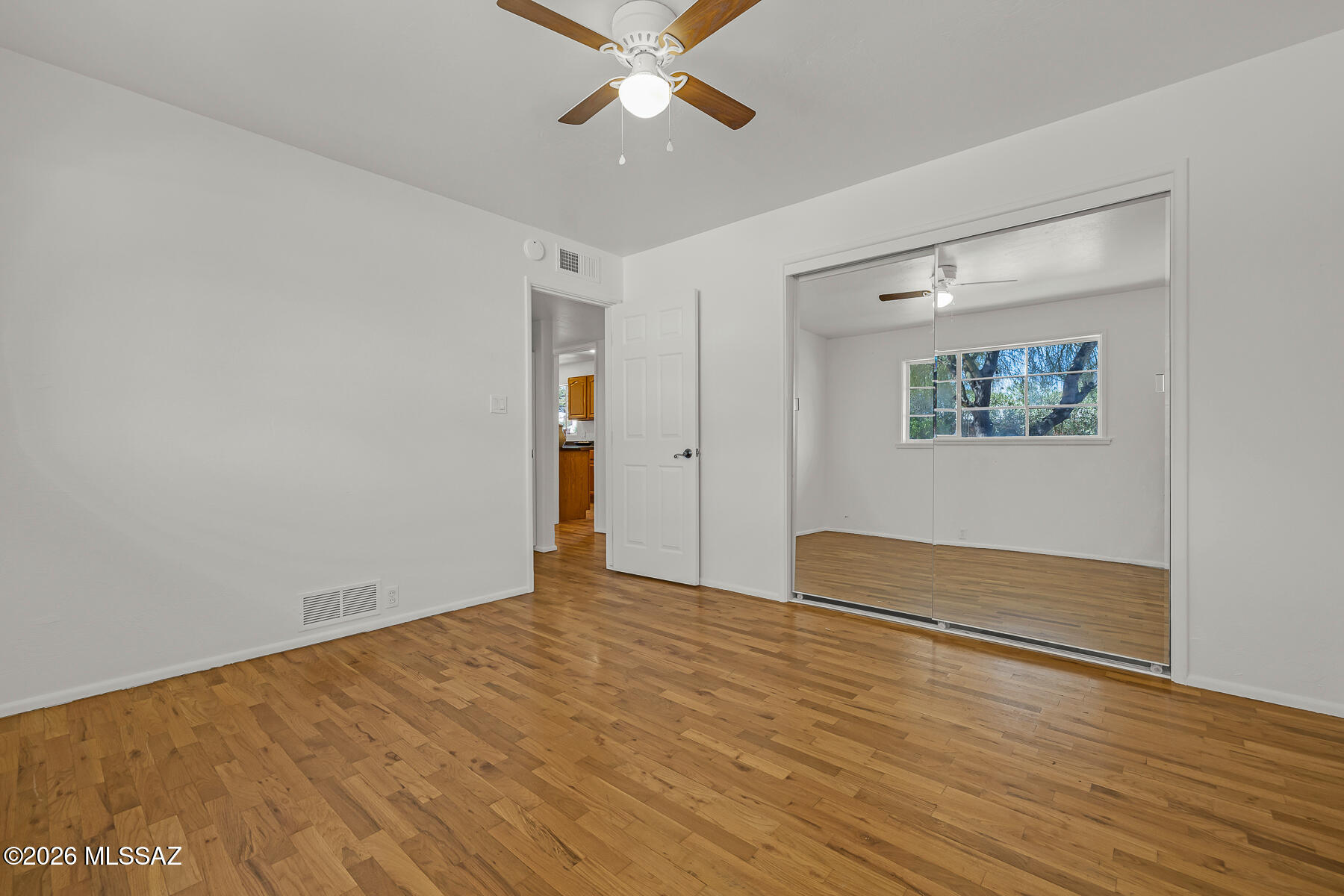 2758 N Warren Avenue