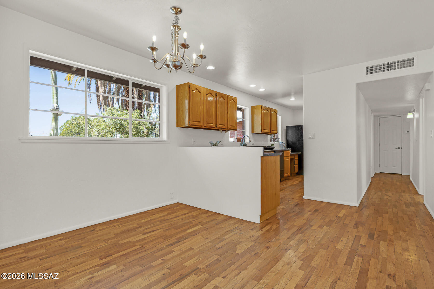 2758 N Warren Avenue