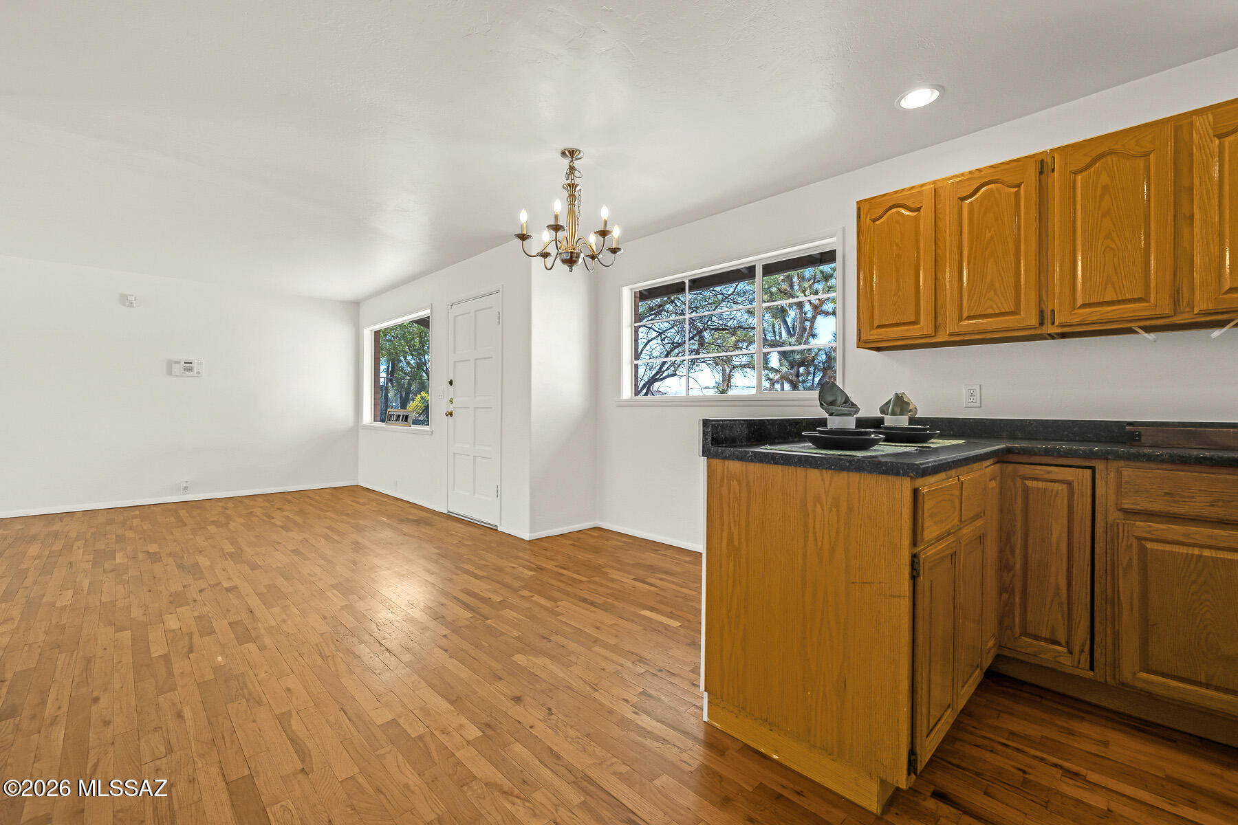 2758 N Warren Avenue