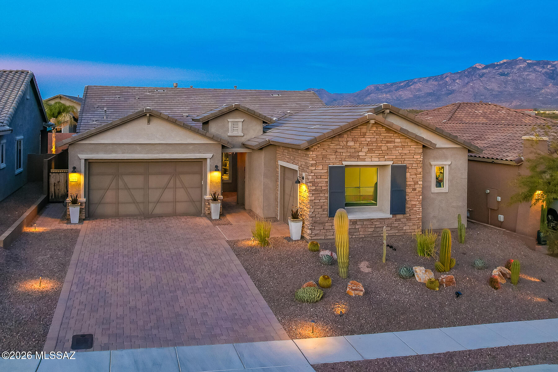 711 E Nubra Valley Place