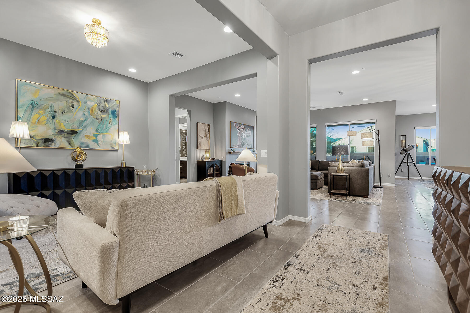 711 E Nubra Valley Place