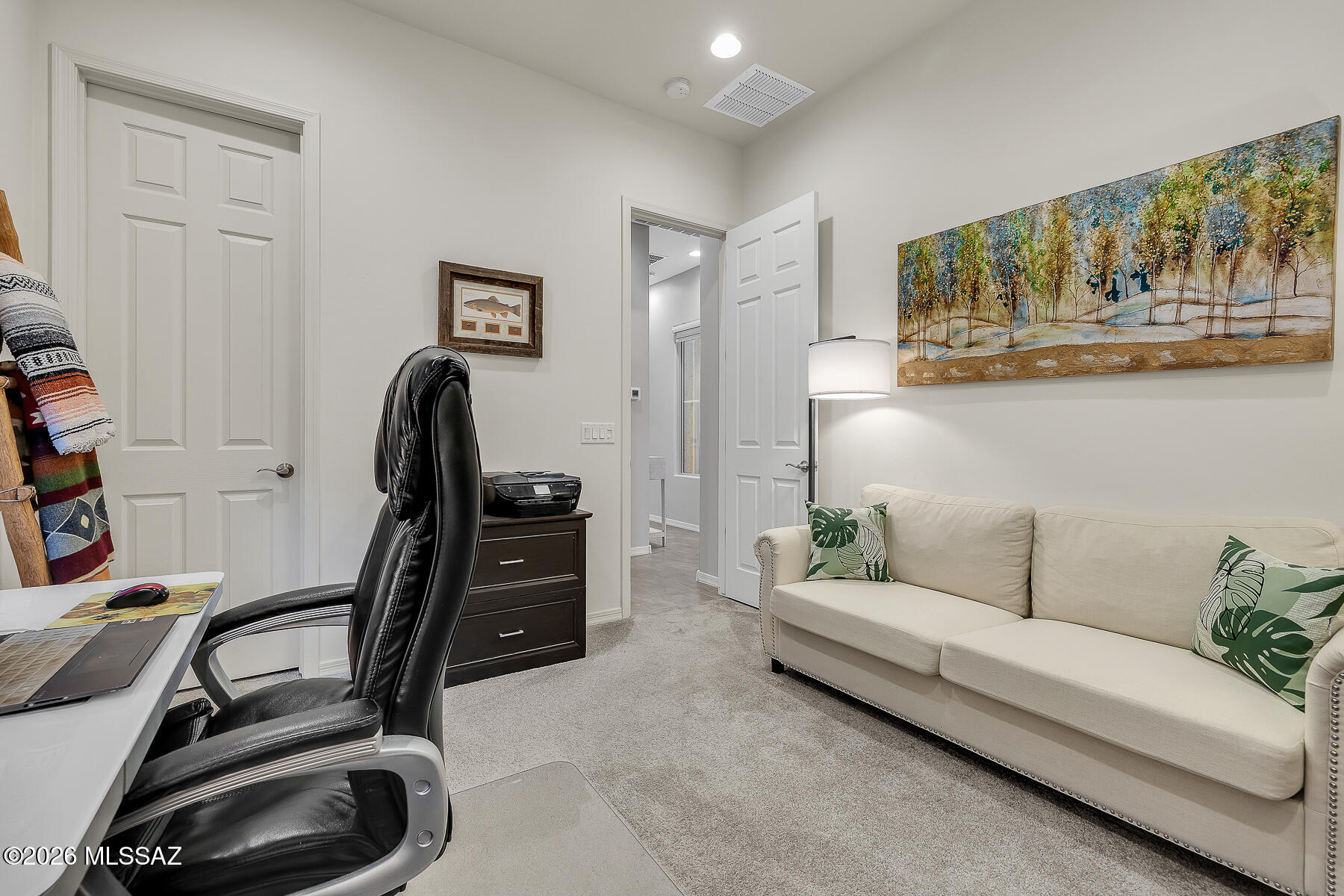 711 E Nubra Valley Place