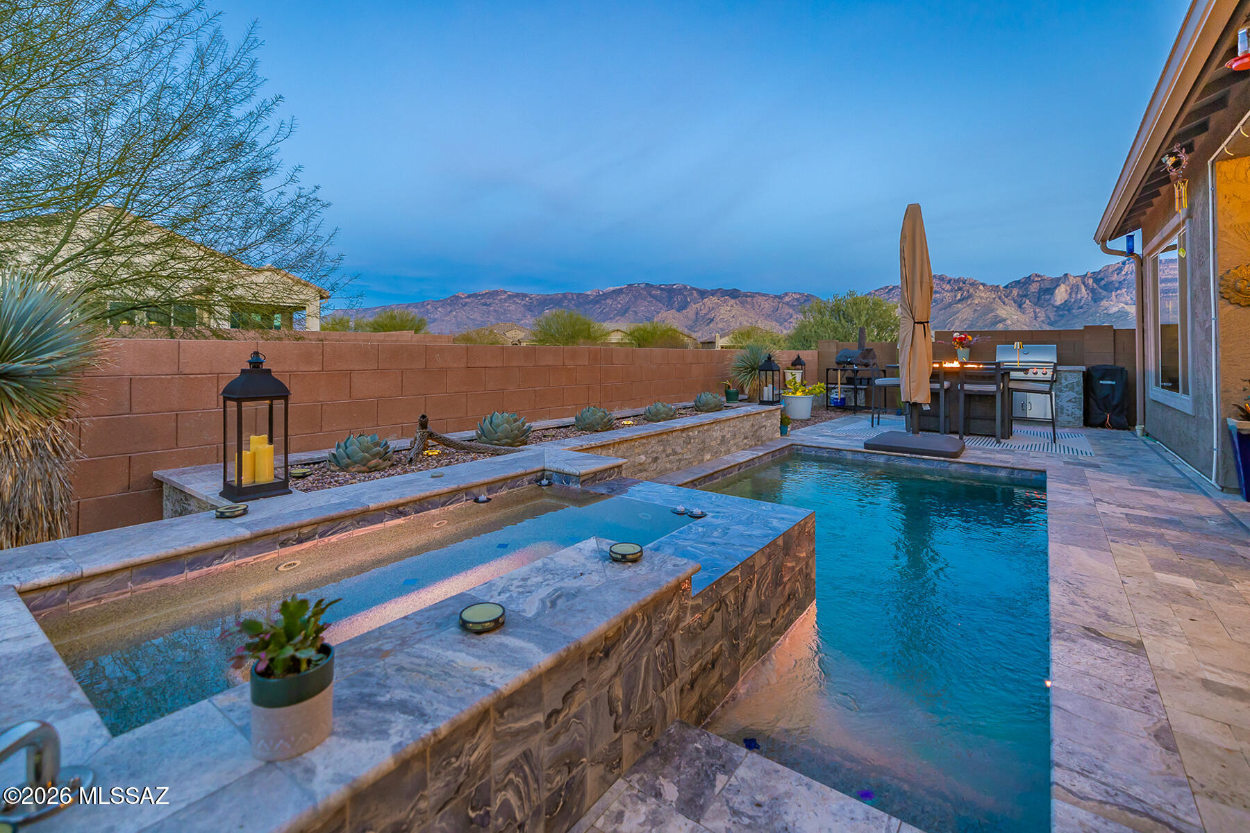 711 E Nubra Valley Place