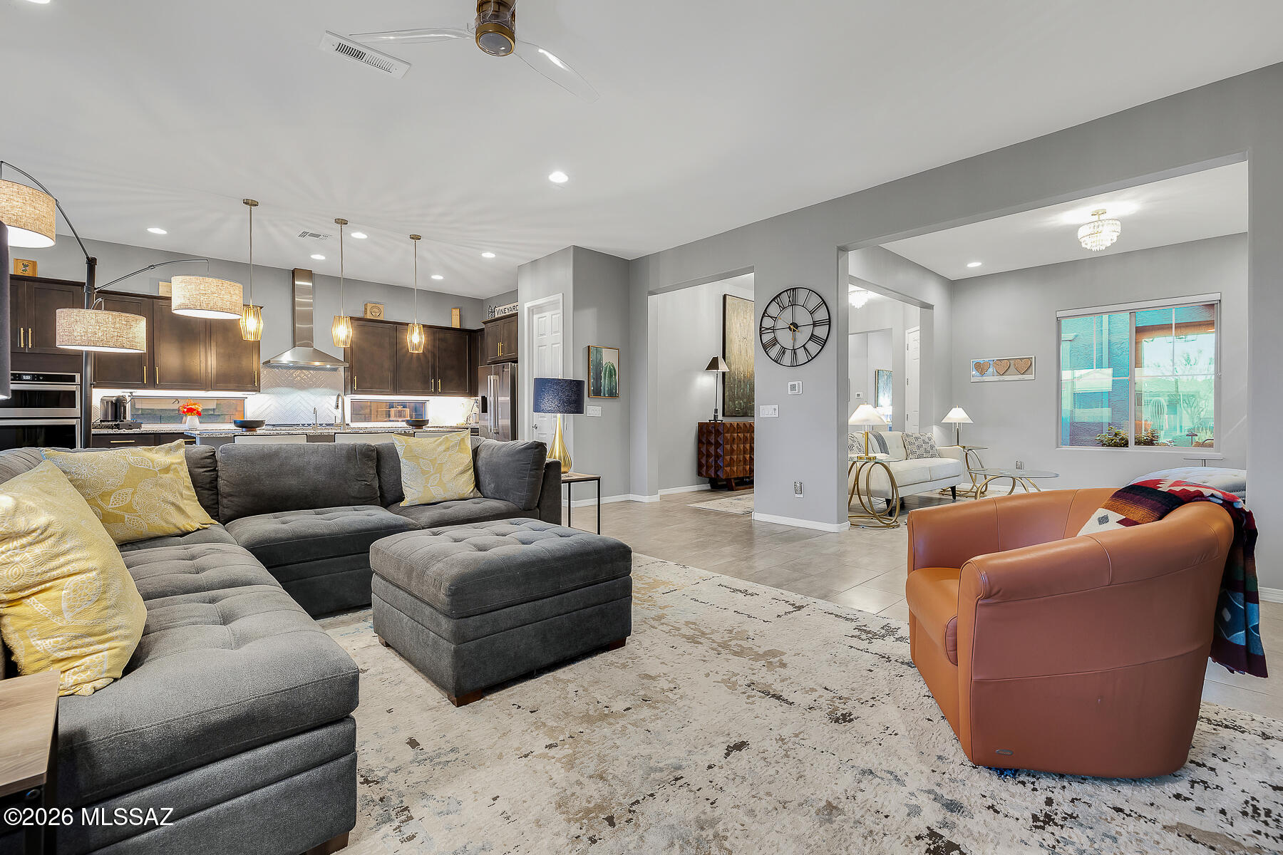 711 E Nubra Valley Place