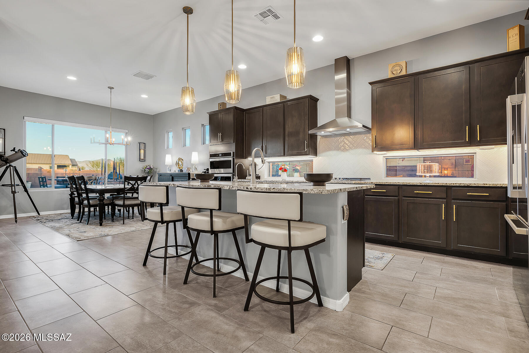 711 E Nubra Valley Place