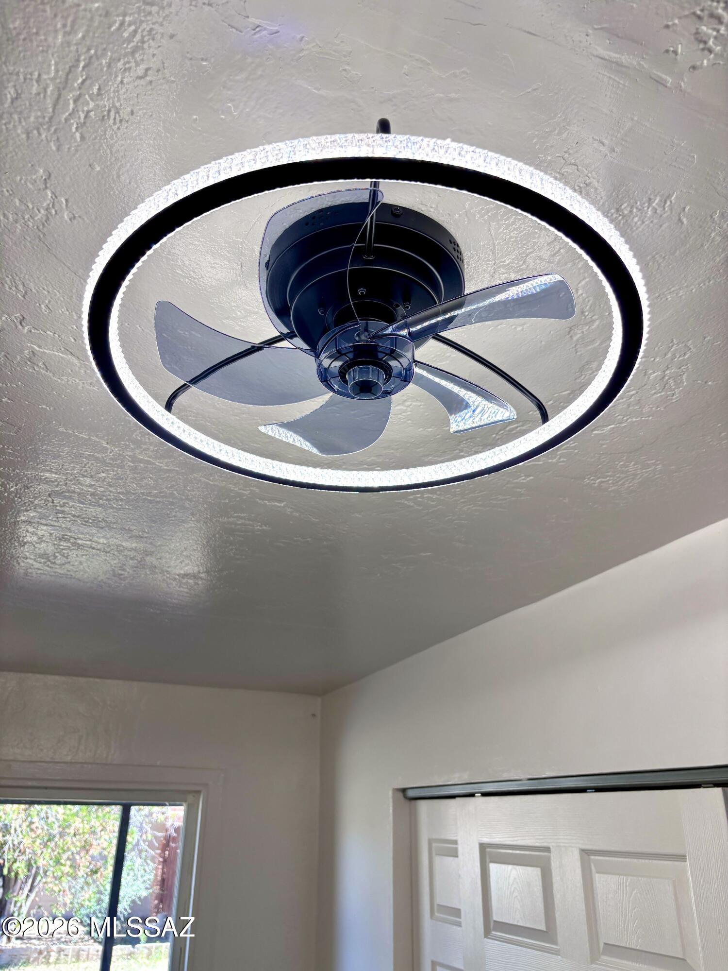 4564 E Seneca Street 4566