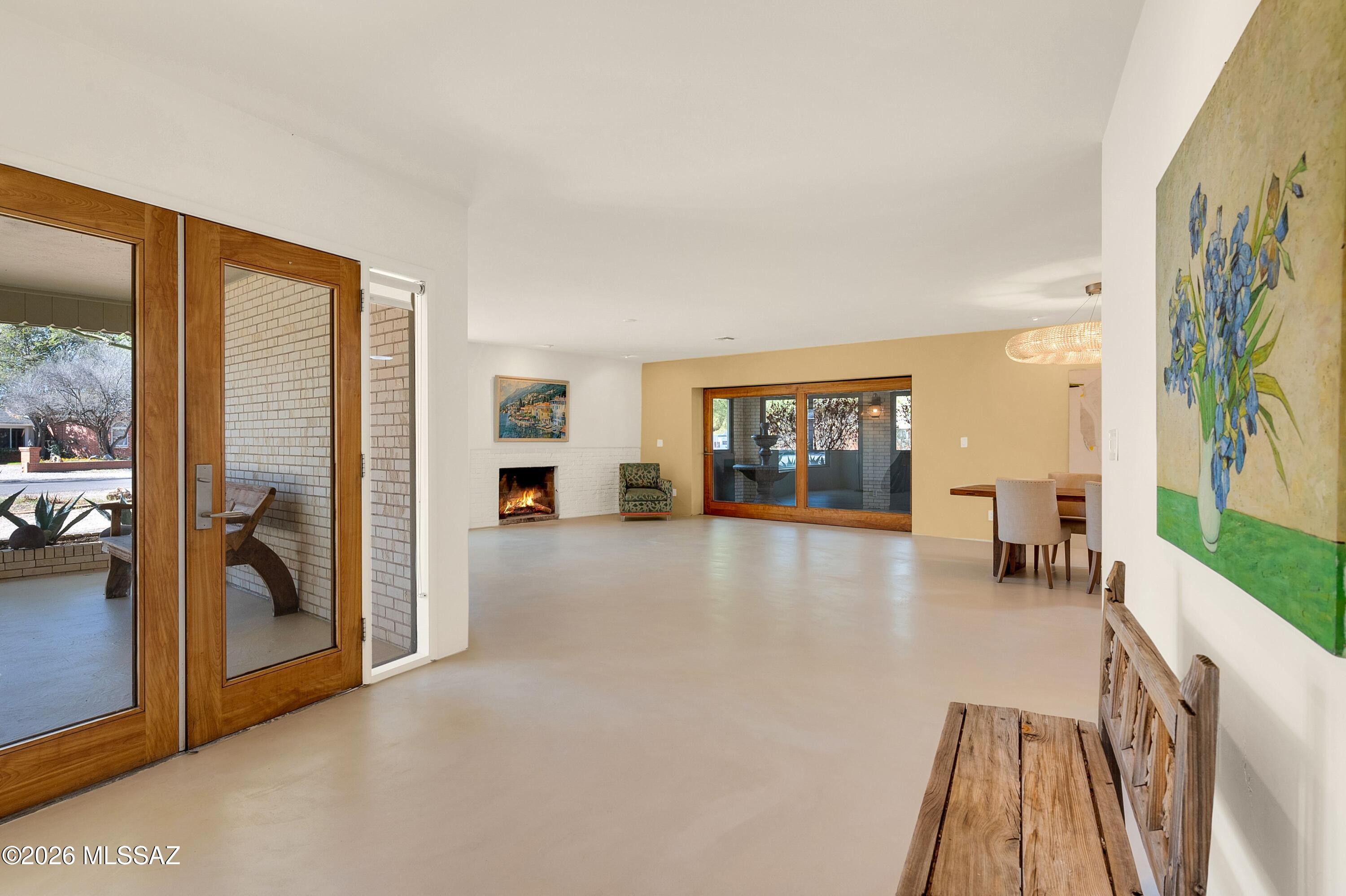 11915 E Barbary Coast Road