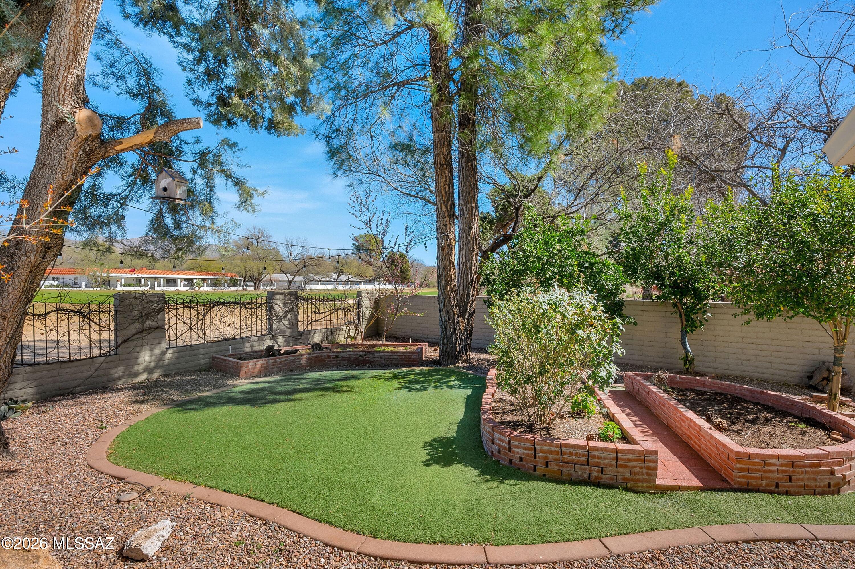 11915 E Barbary Coast Road