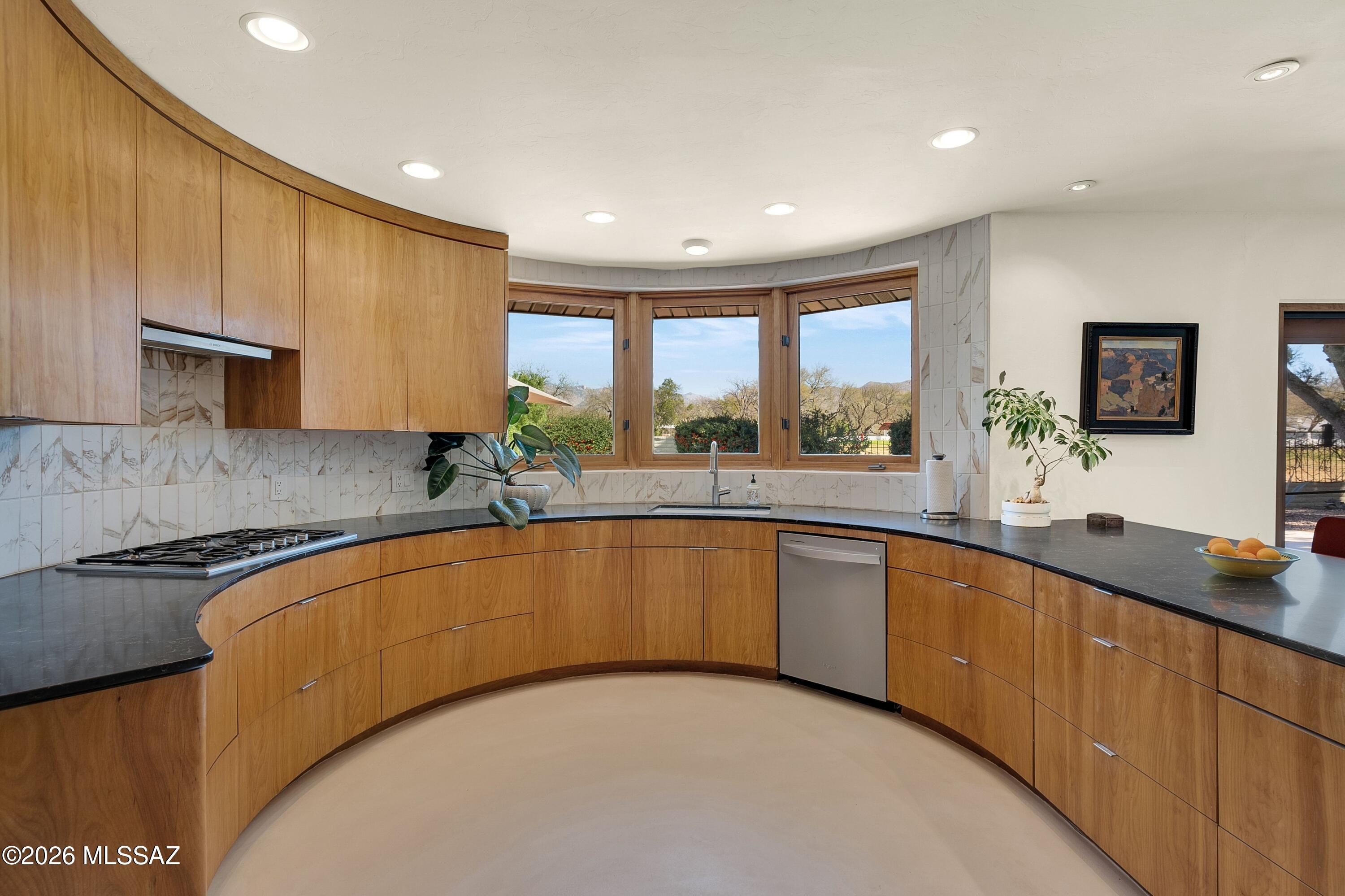 11915 E Barbary Coast Road