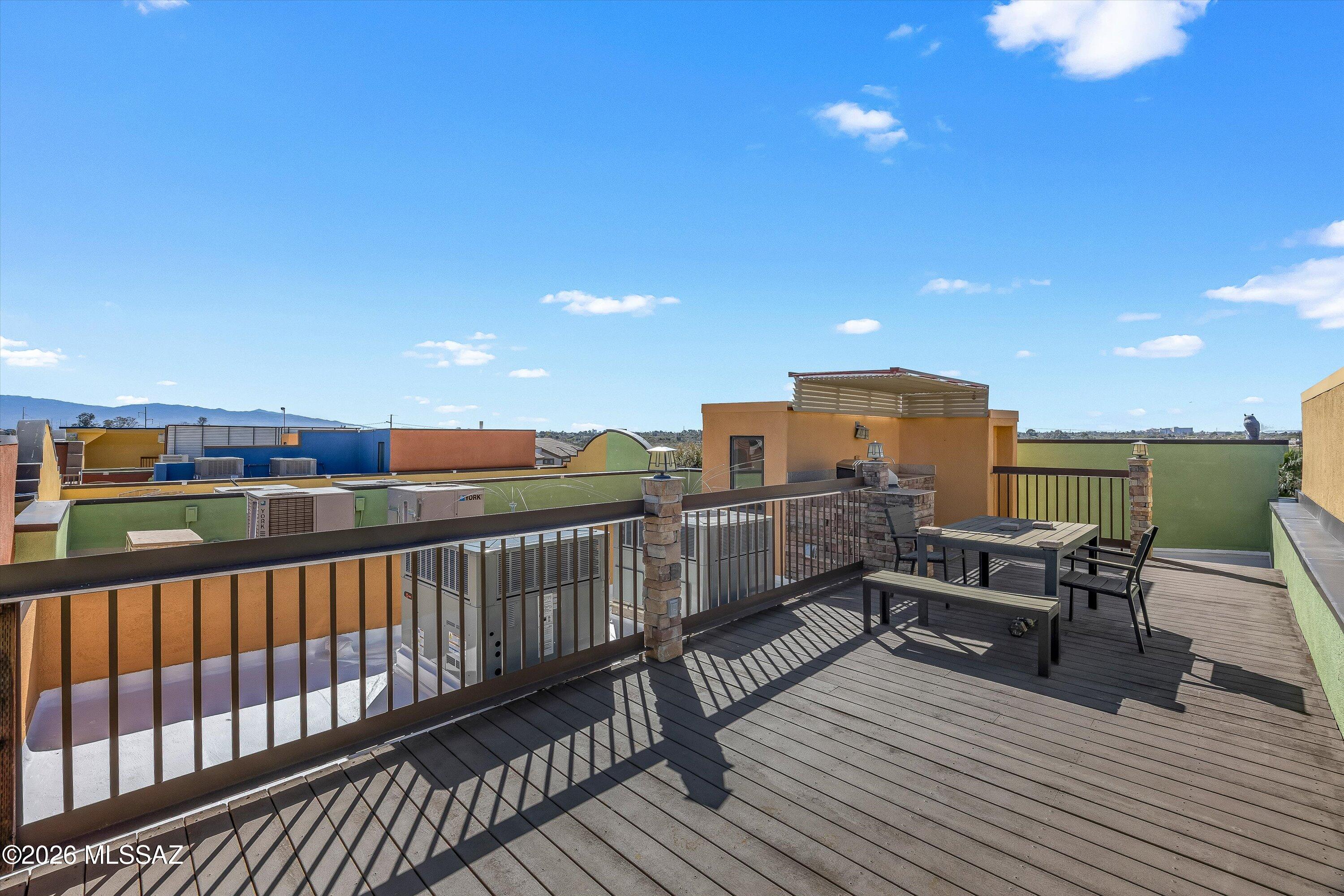 2431 E Autumn Flower Drive