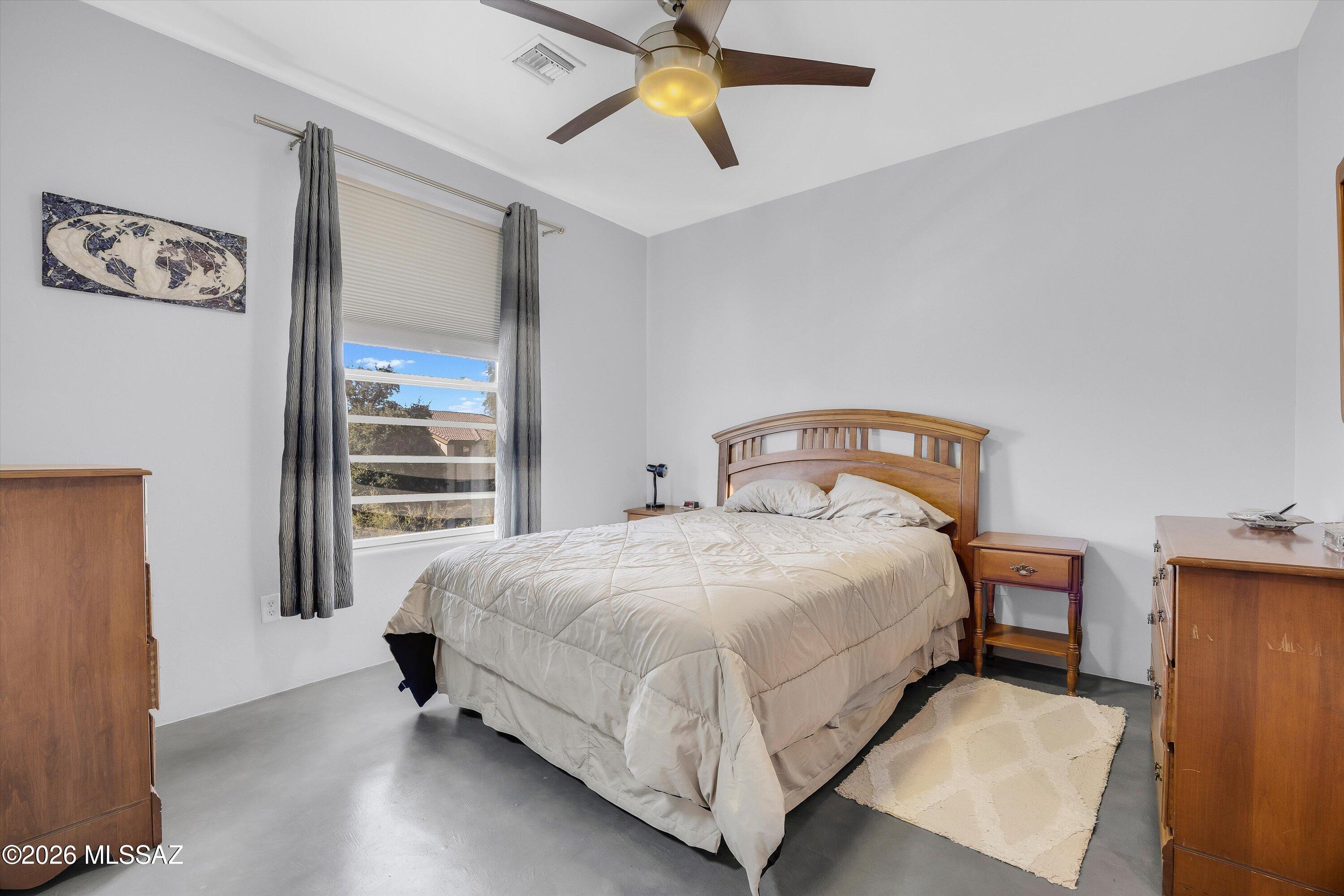 2431 E Autumn Flower Drive