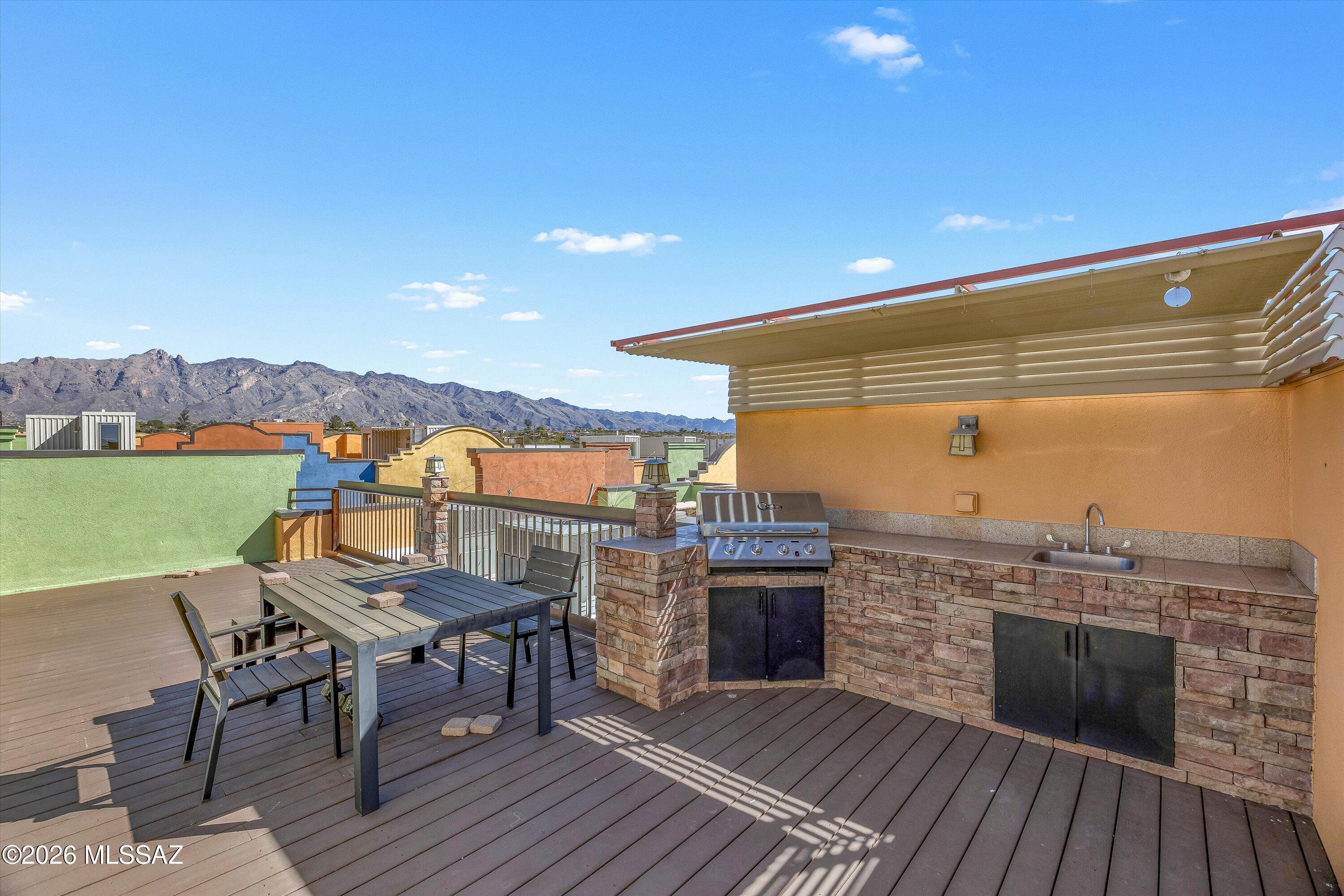 2431 E Autumn Flower Drive