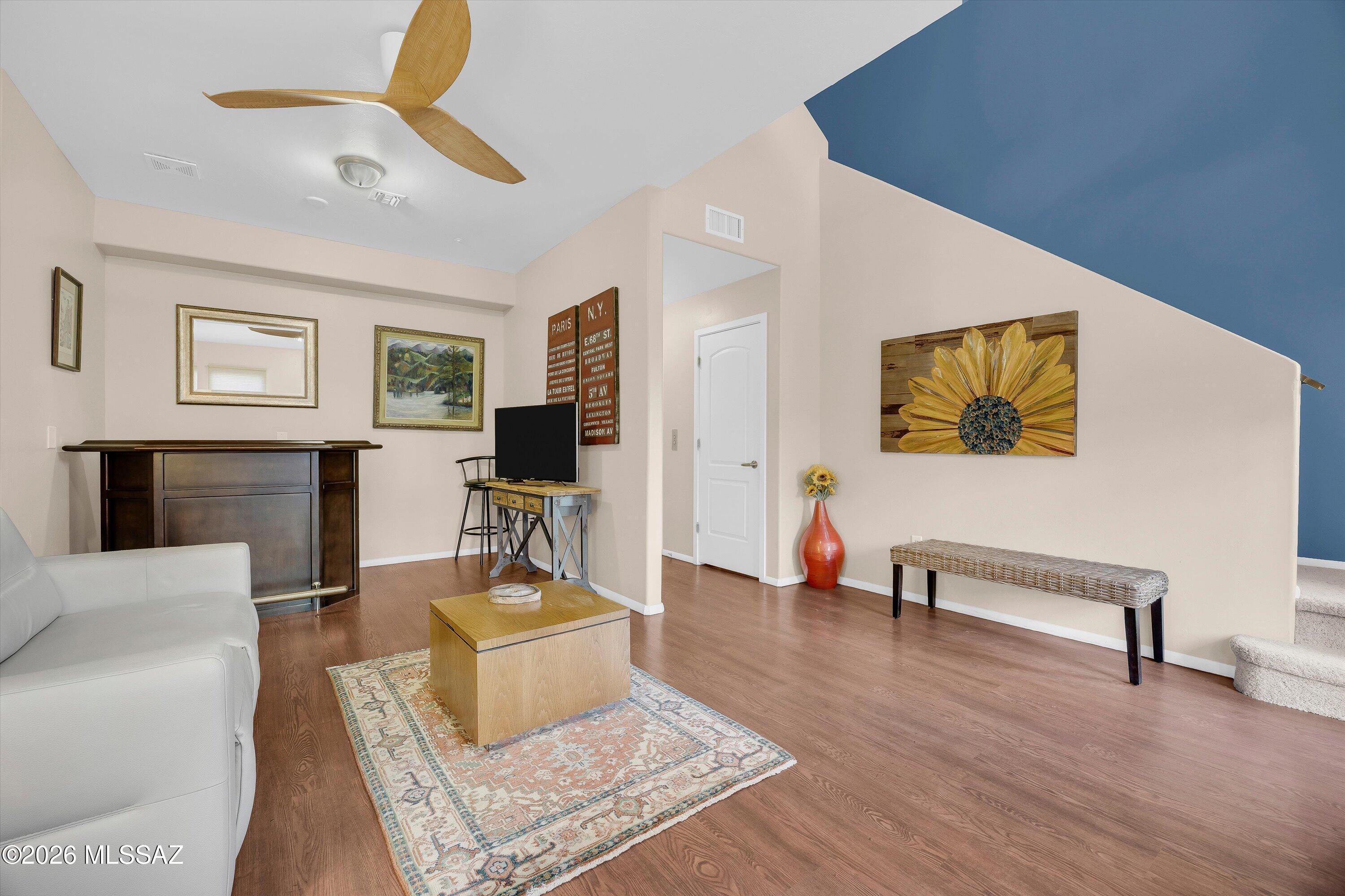 2431 E Autumn Flower Drive