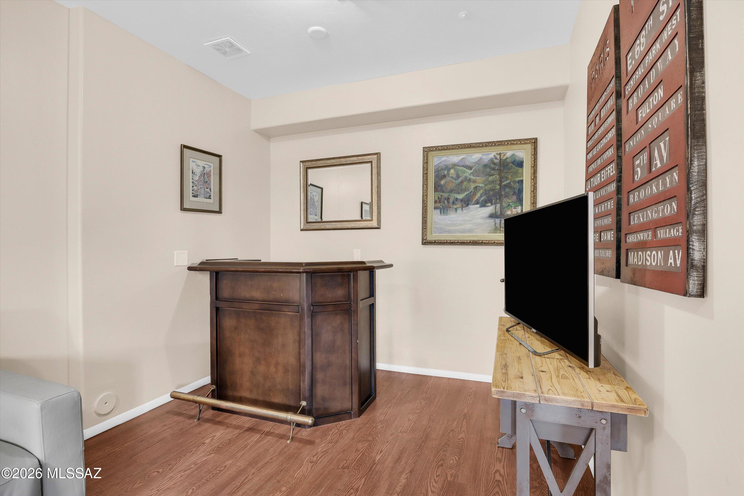 2431 E Autumn Flower Drive