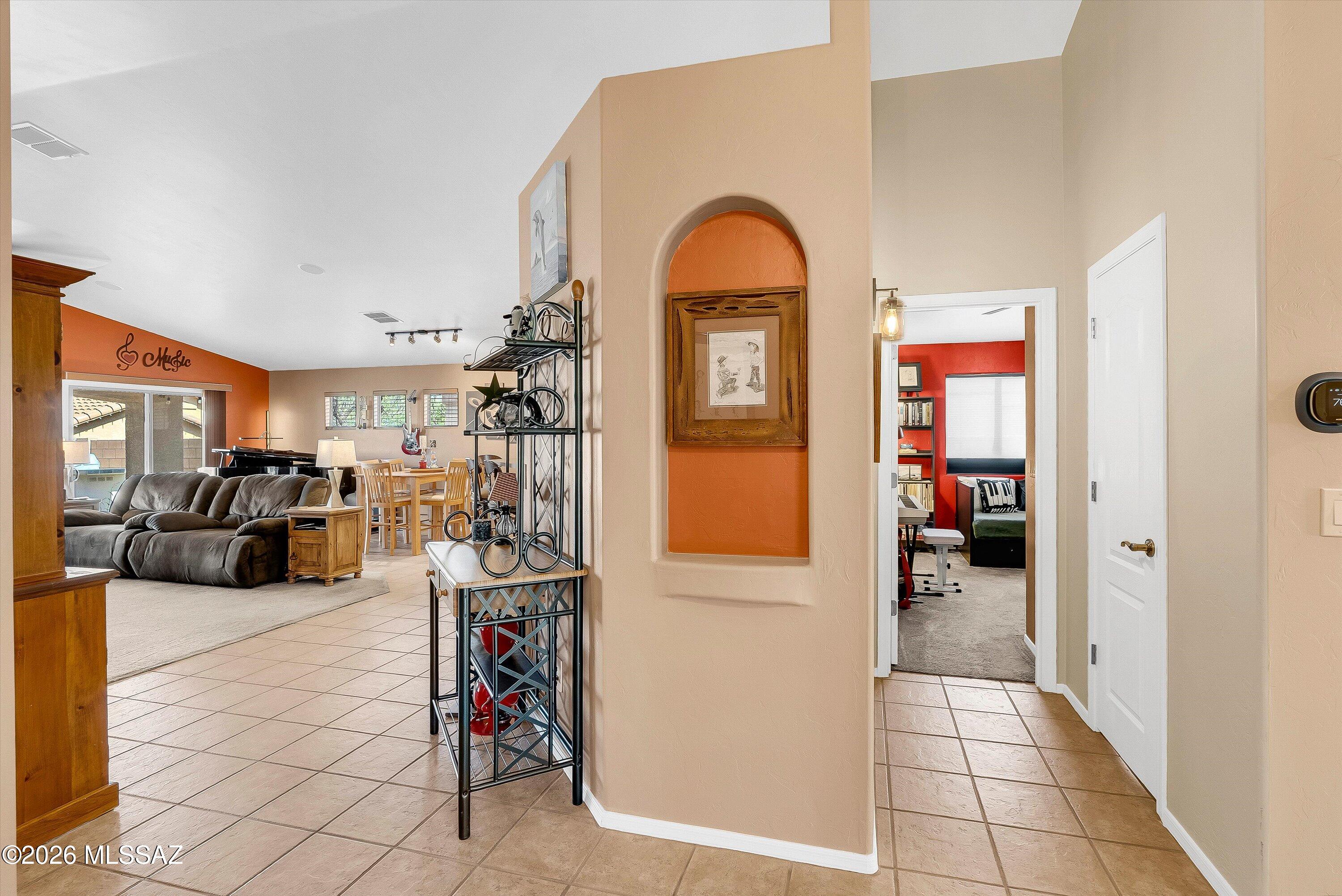 10589 E Feltleaf Willow Trail