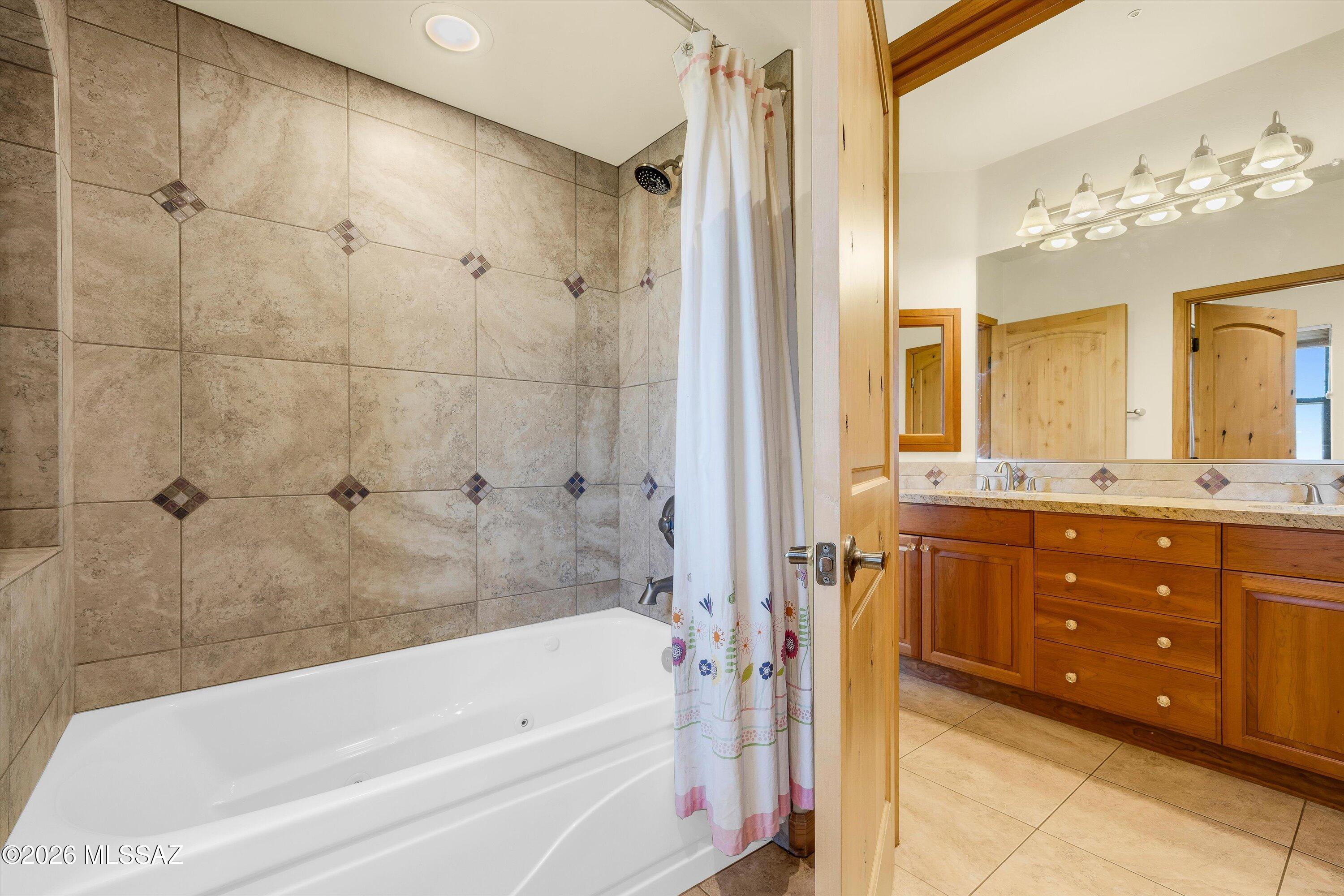 4130 S Saguaro Path Court