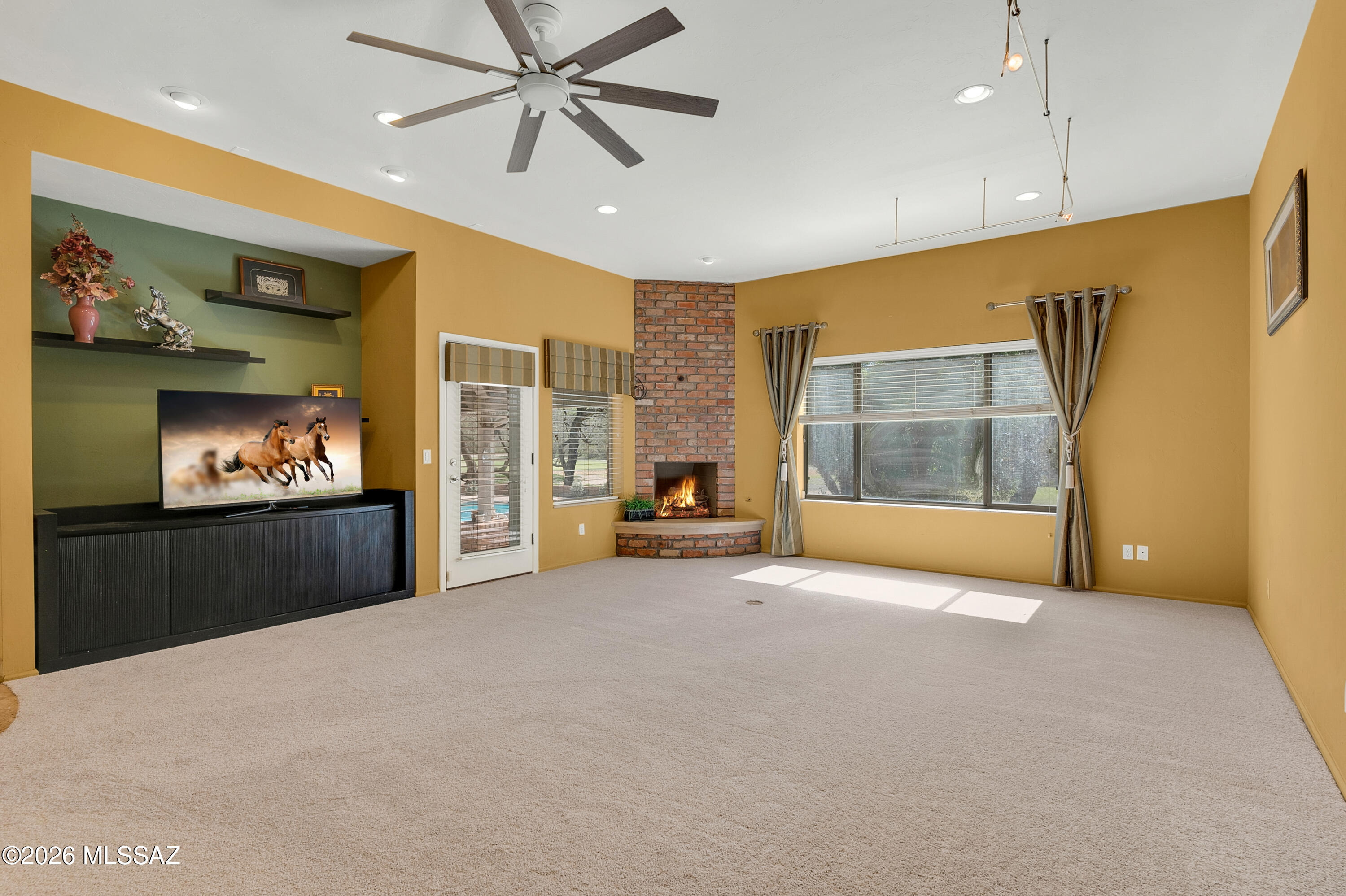 11930 E Barbary Coast Road