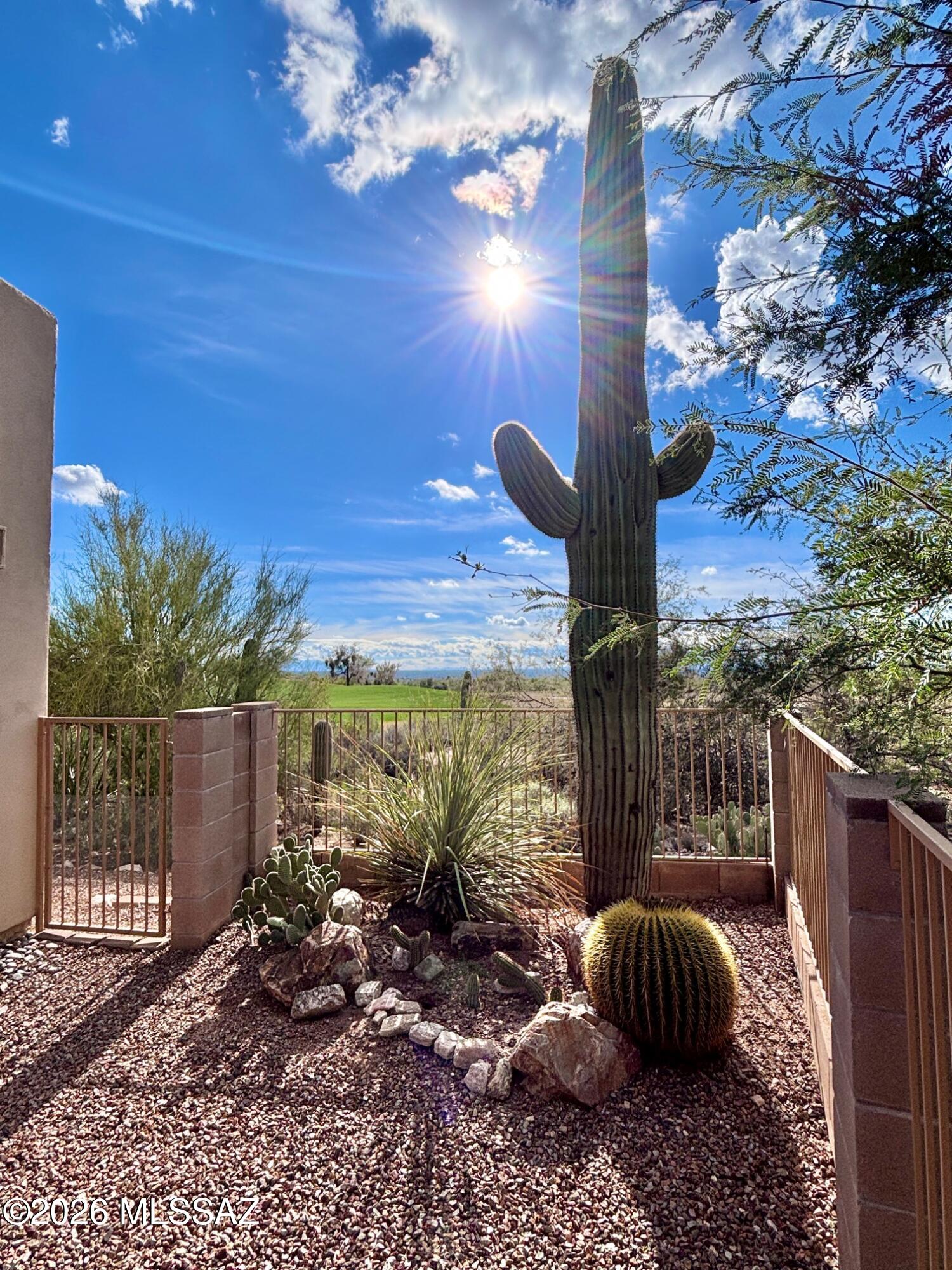 5095 N Pinnacle Cove Drive