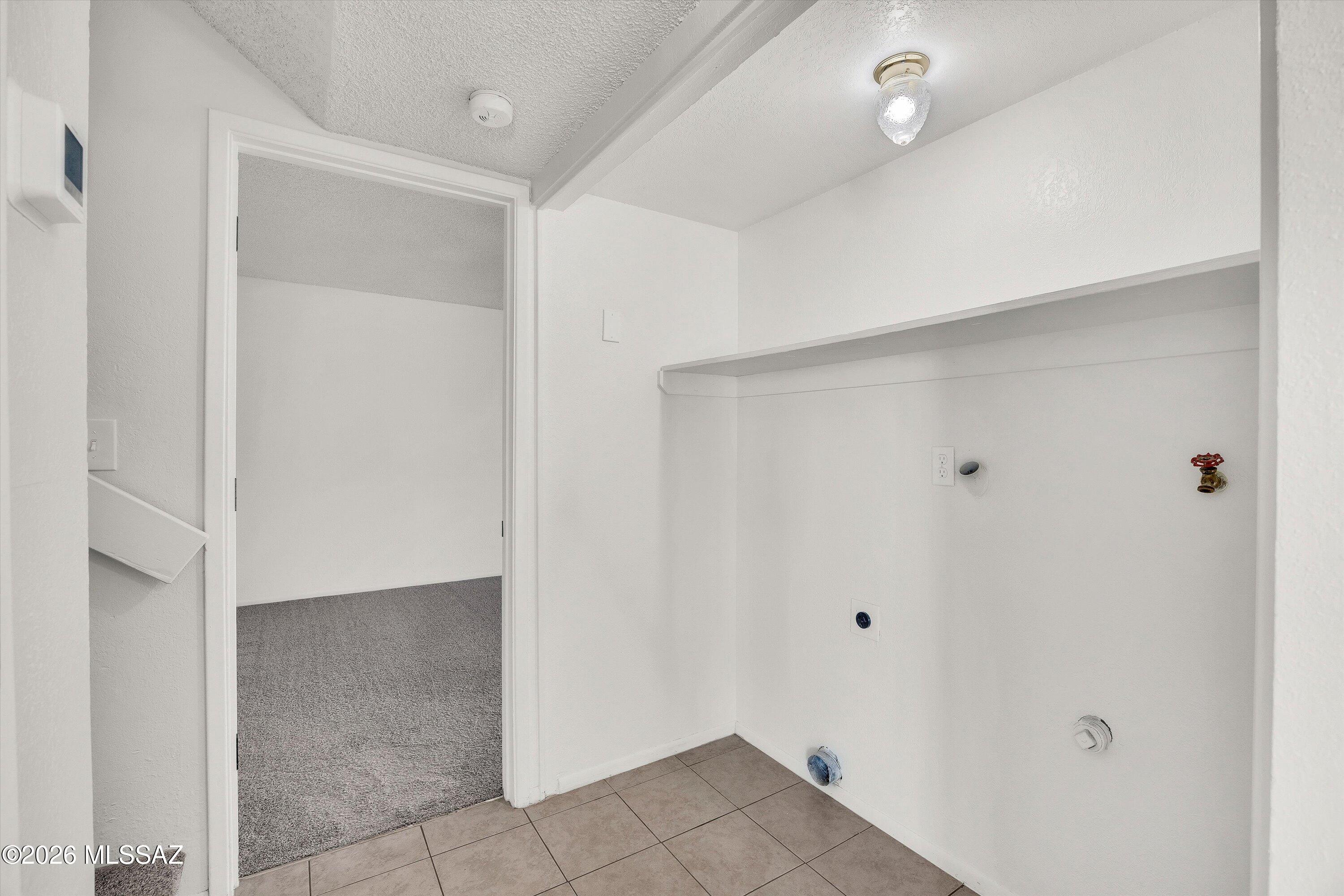 4961 E Bellevue Street