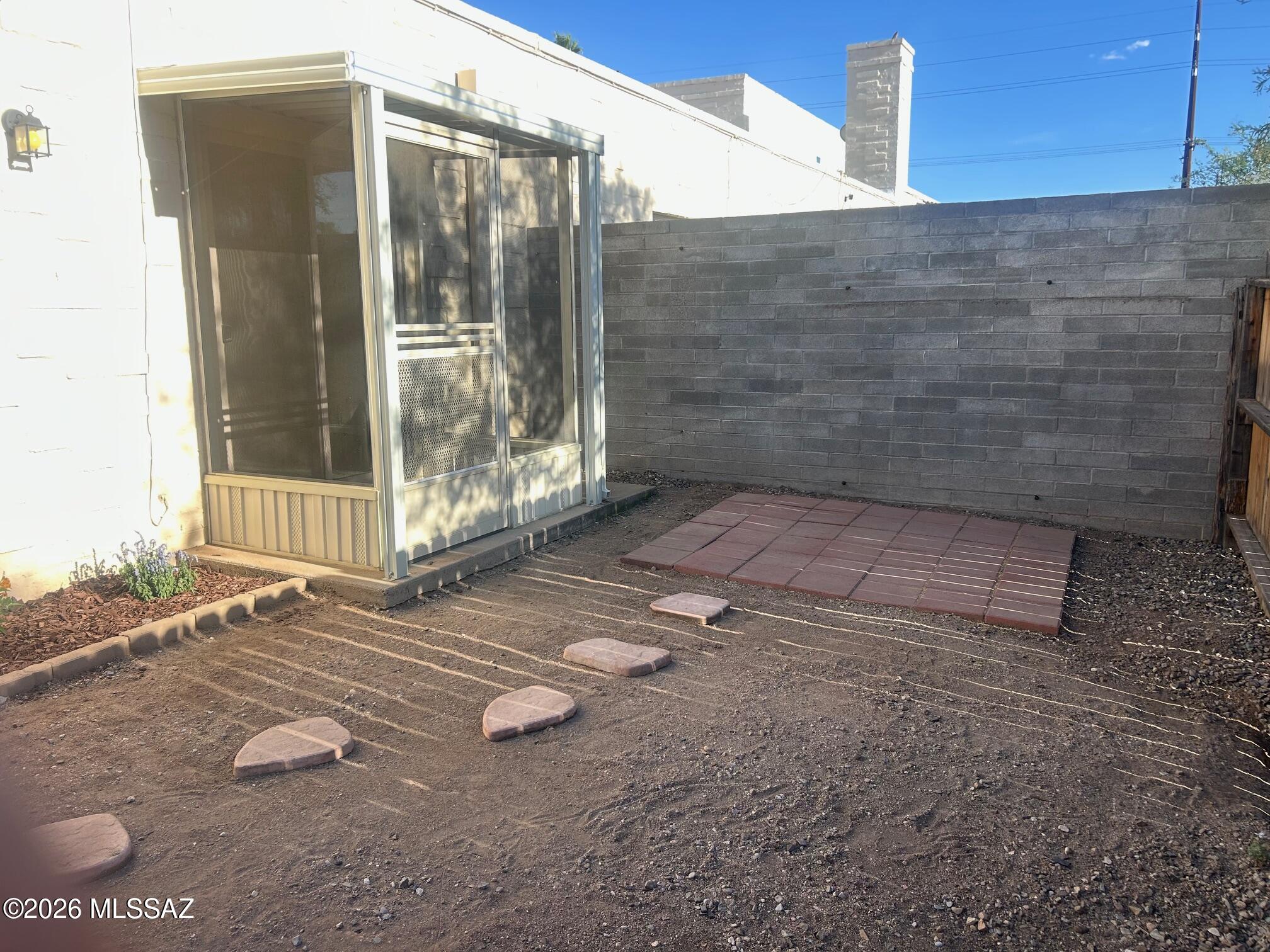 4961 E Bellevue Street