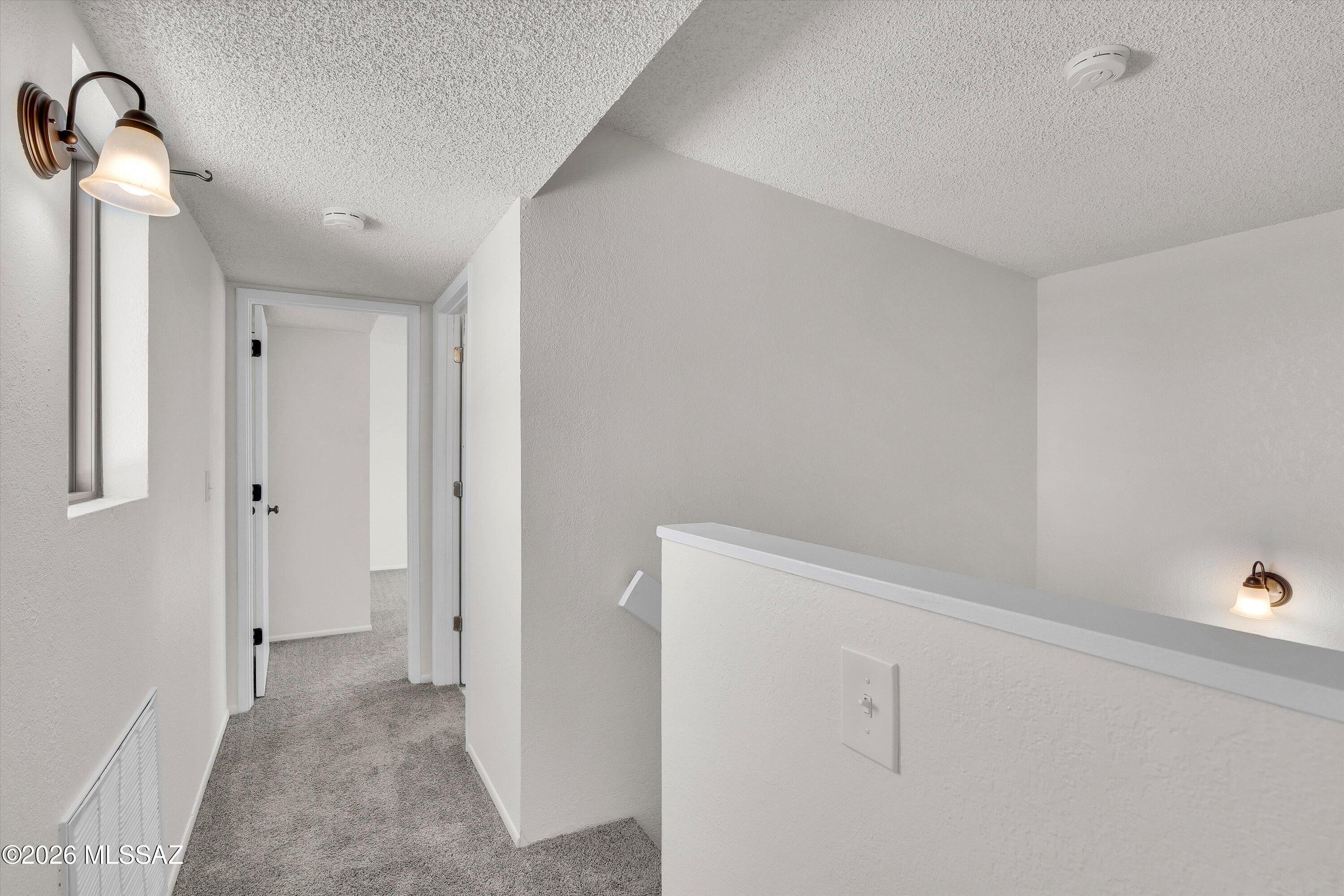 4961 E Bellevue Street