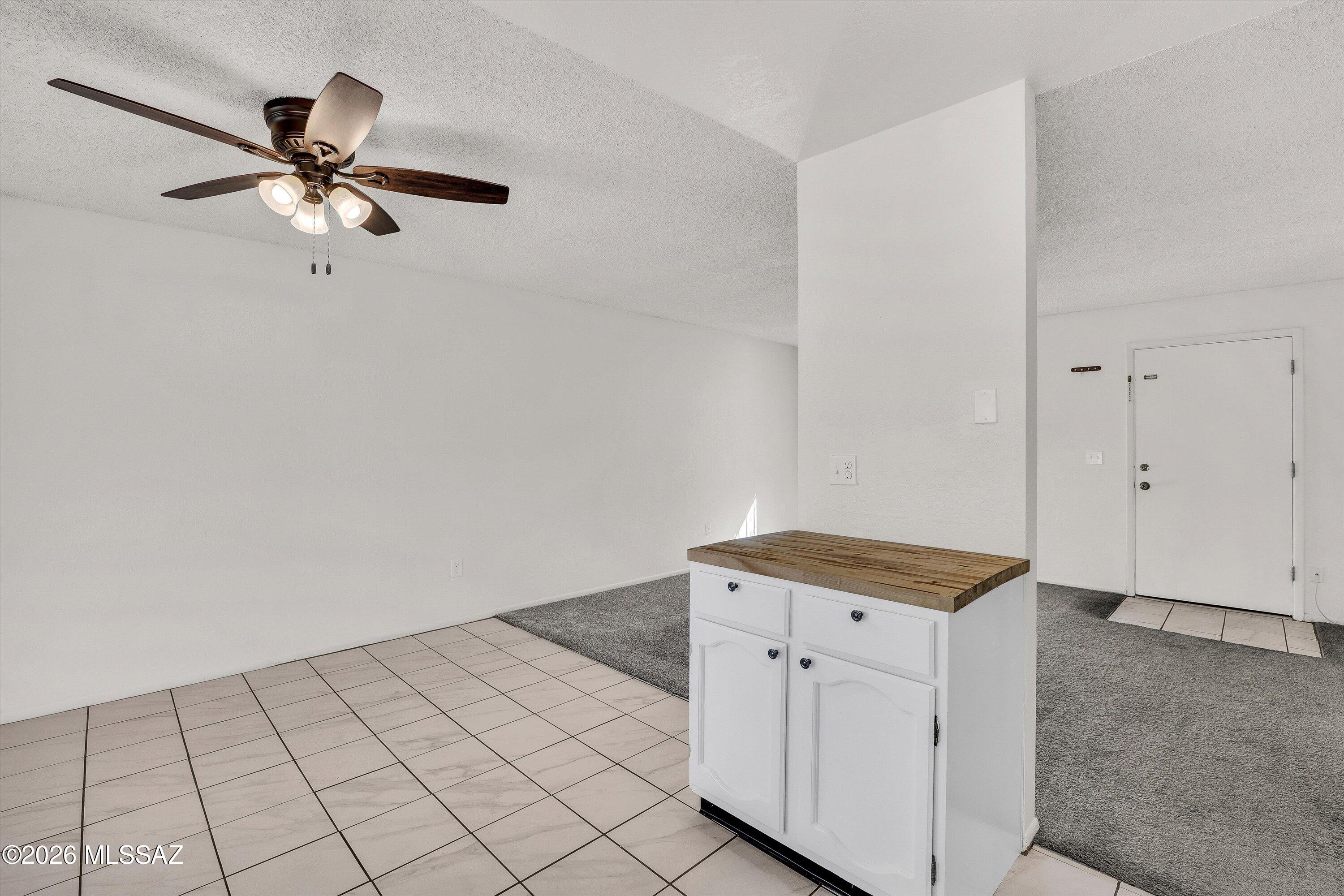 4961 E Bellevue Street