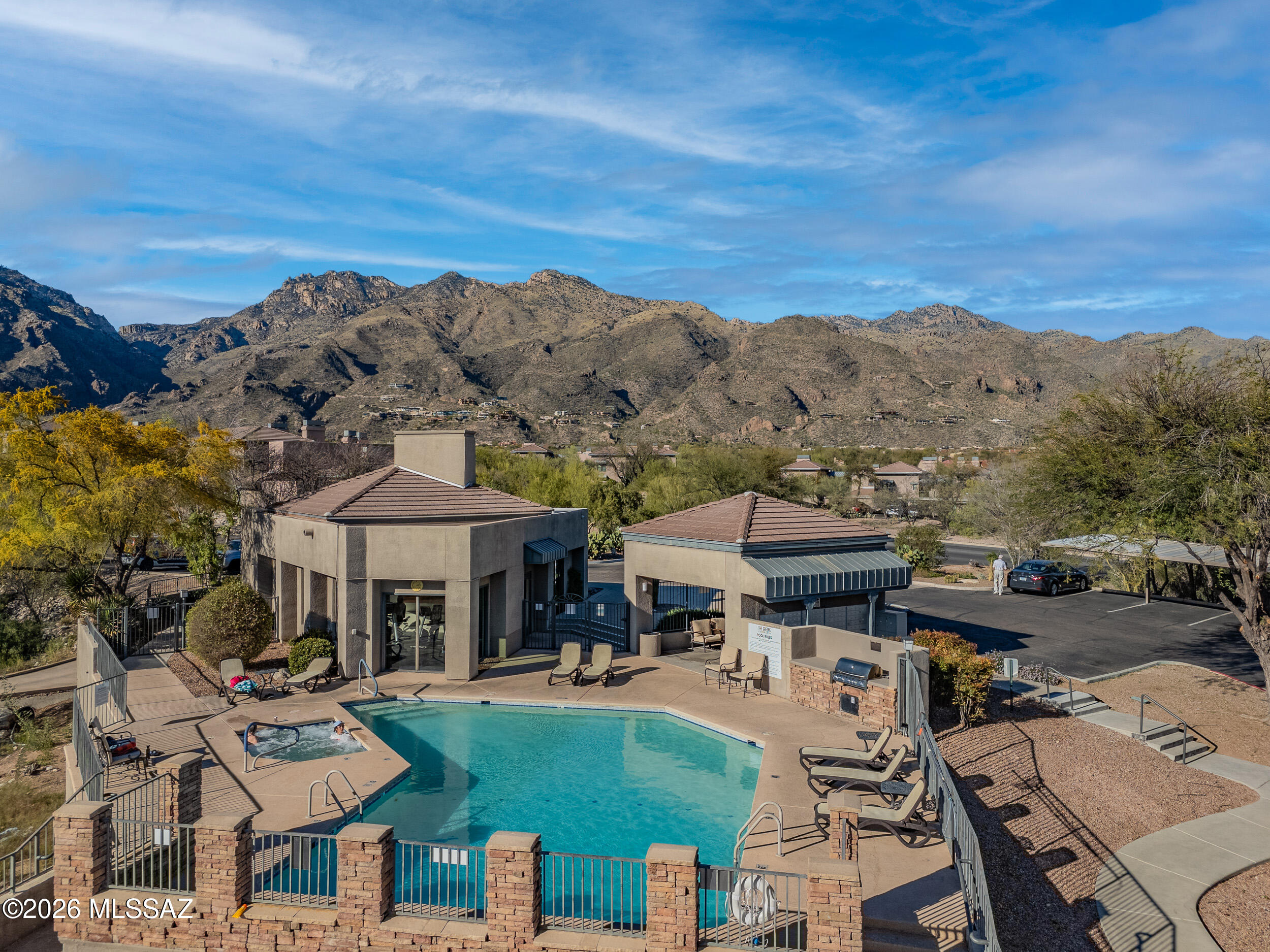 5855 N Kolb Road 6103