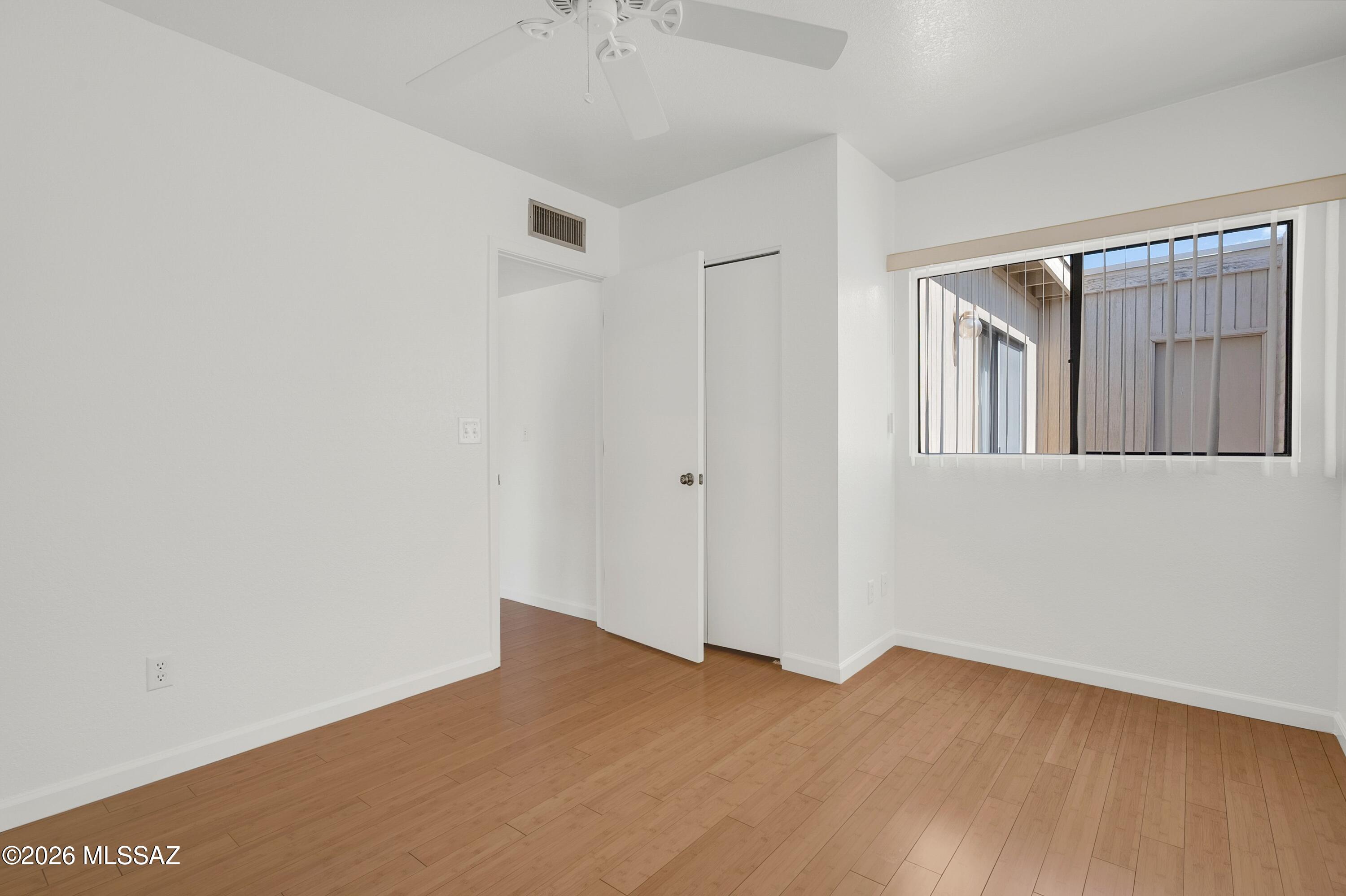 1897 N Fountain Park Drive