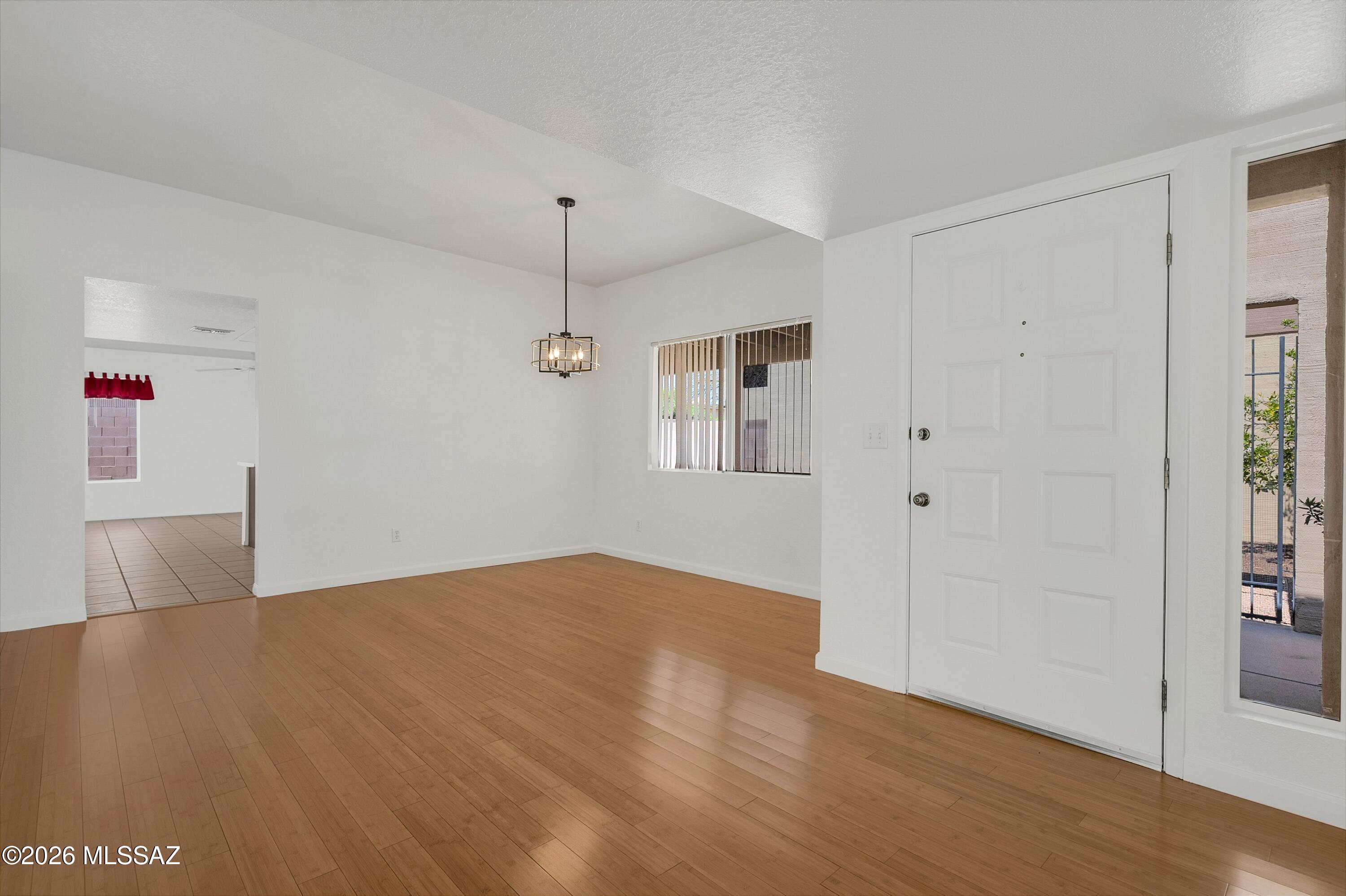 1897 N Fountain Park Drive