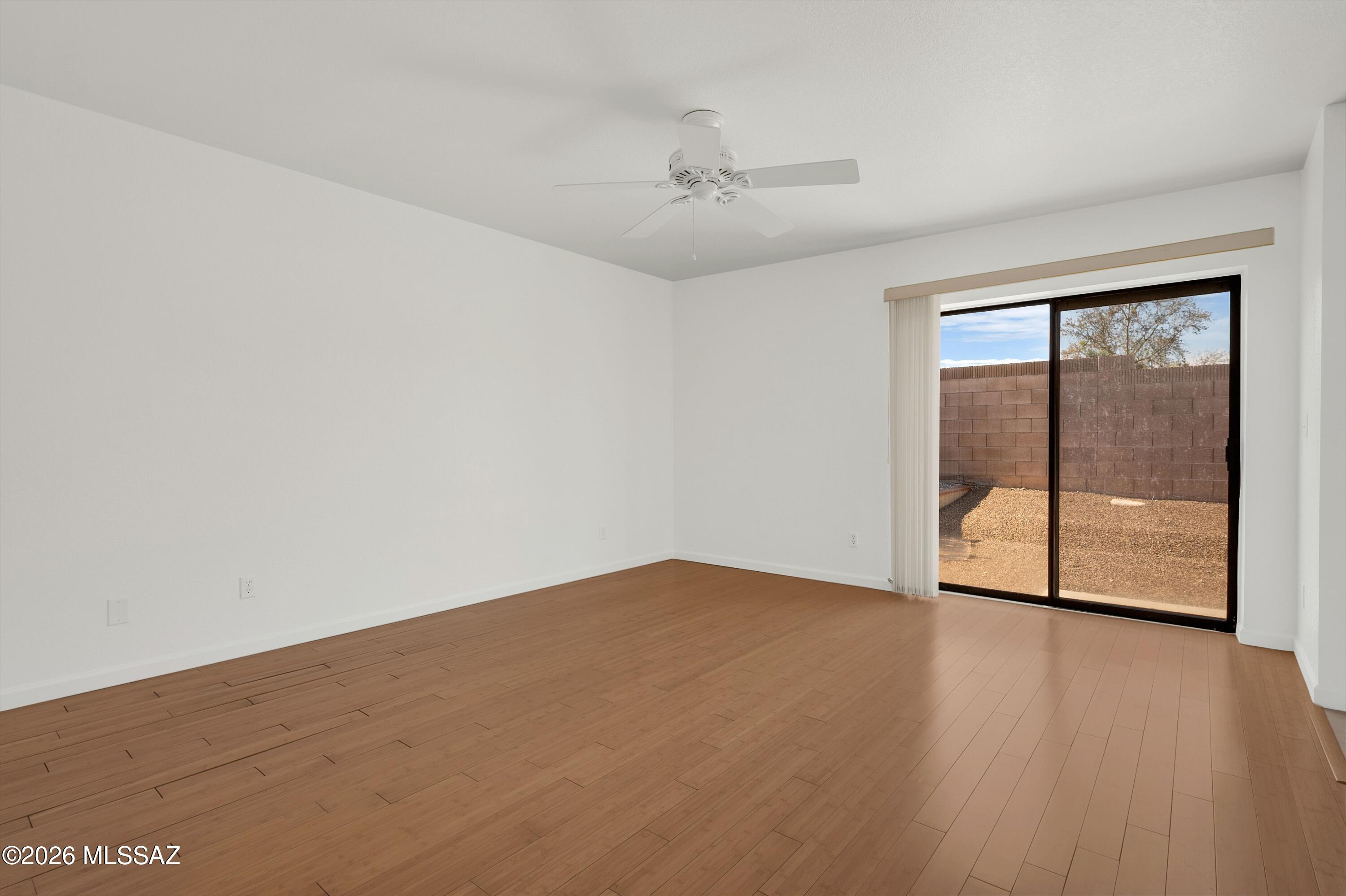 1897 N Fountain Park Drive